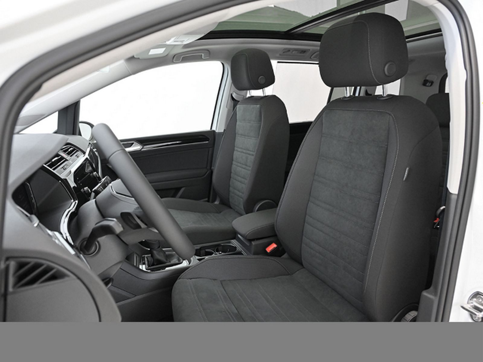 Volkswagen Touran – Bild 9