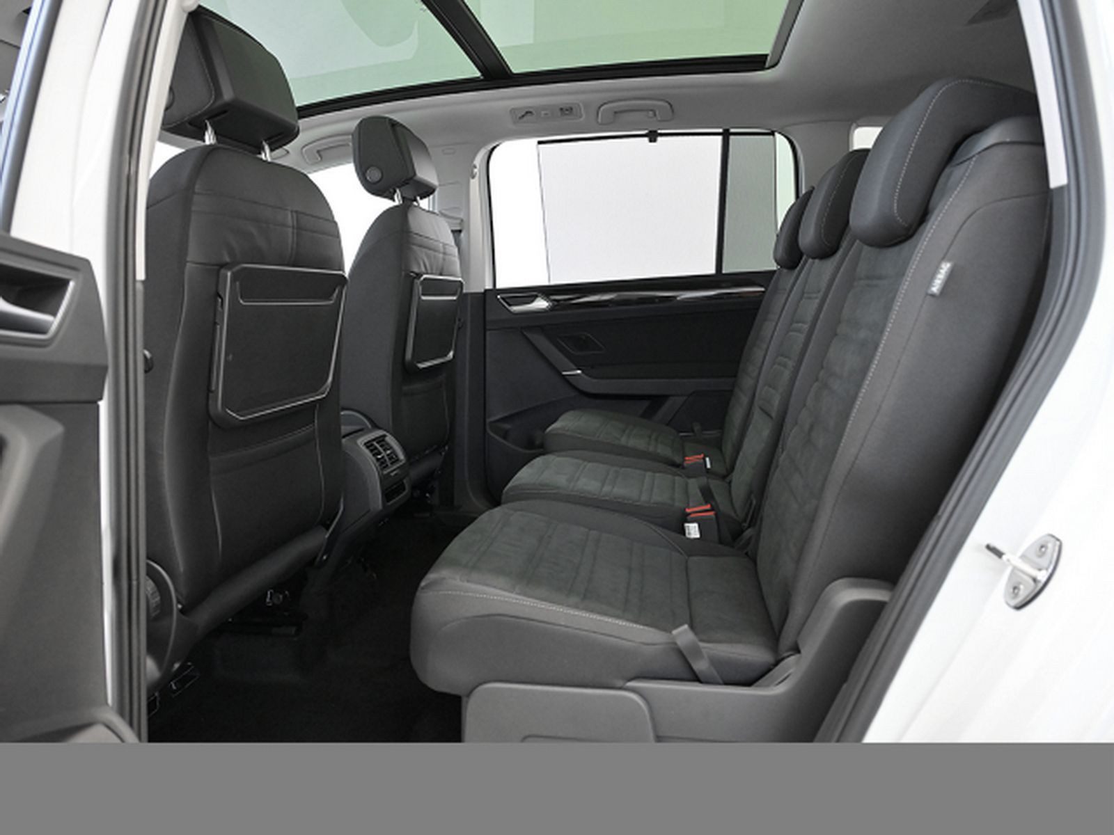 Volkswagen Touran – Bild 12
