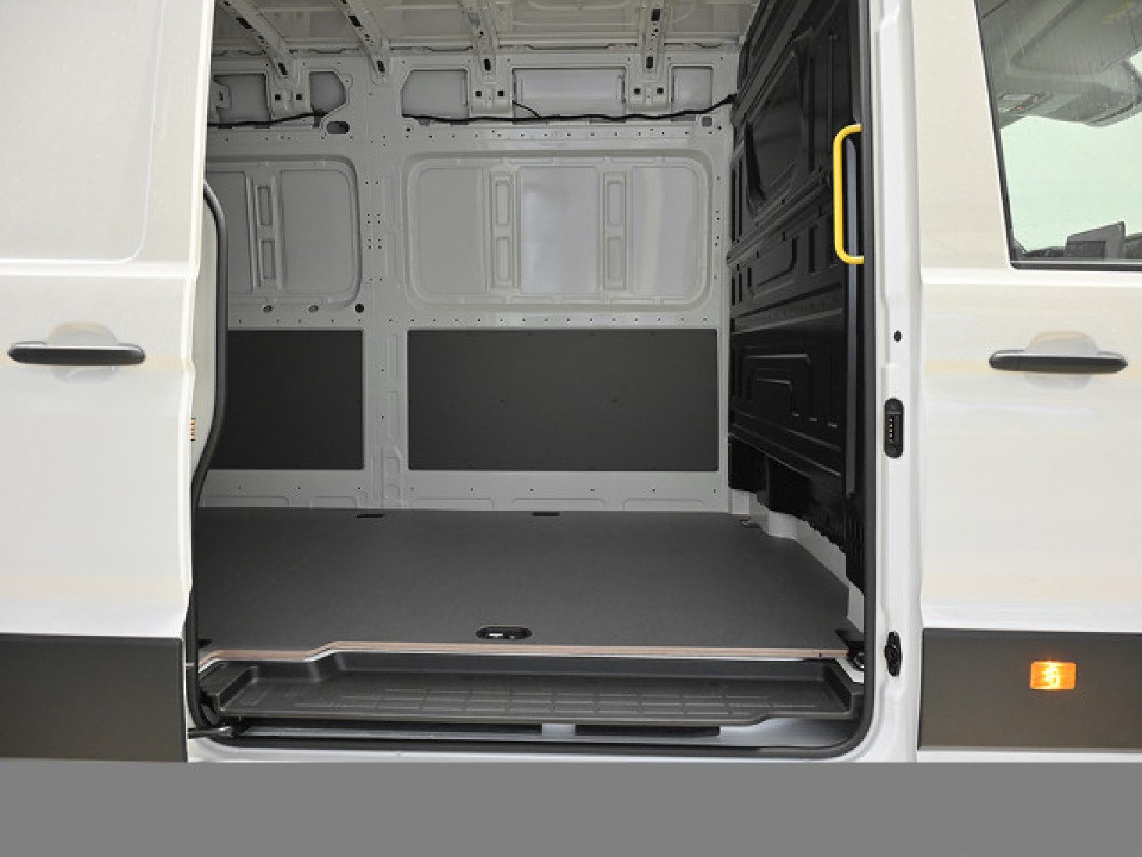 Volkswagen Crafter – Bild 11