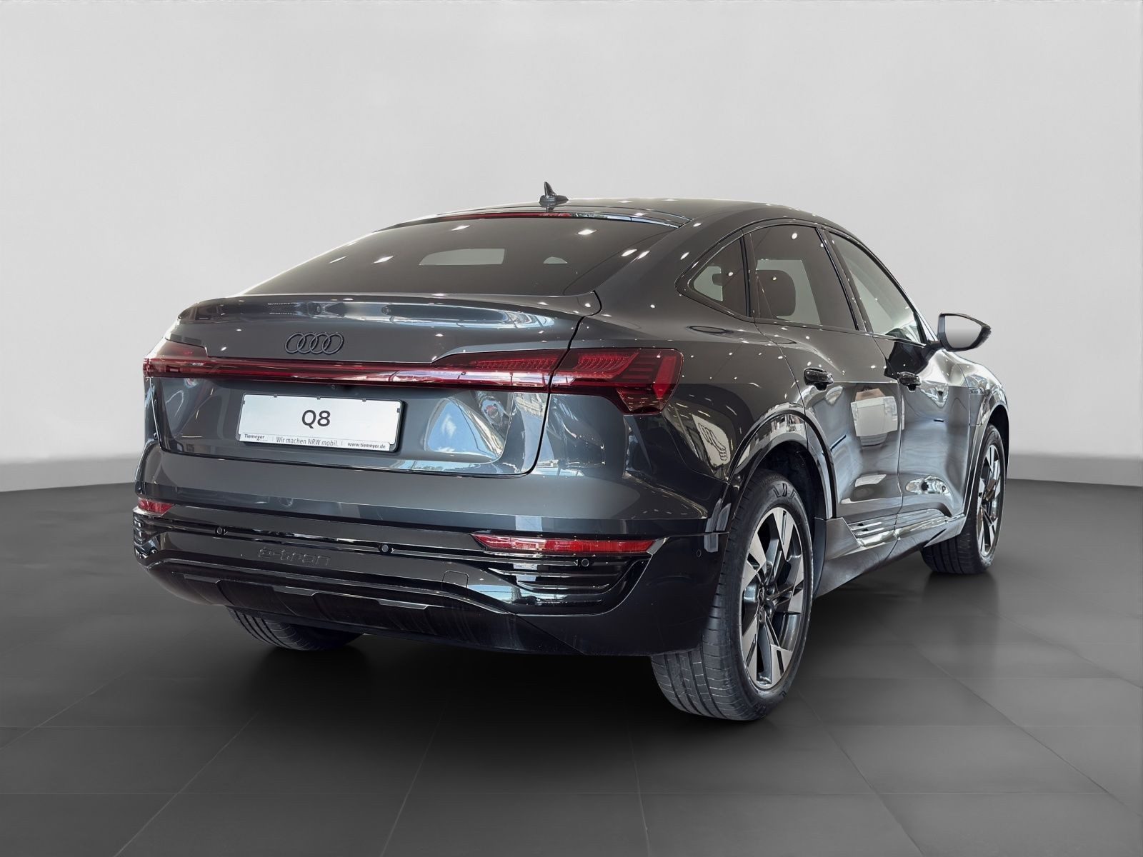 Audi Q8 Sportback e-tron – Bild 3