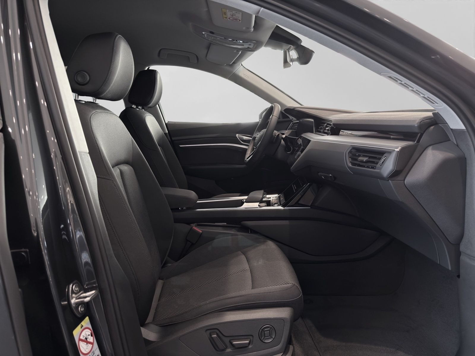 Audi Q8 Sportback e-tron – Bild 4