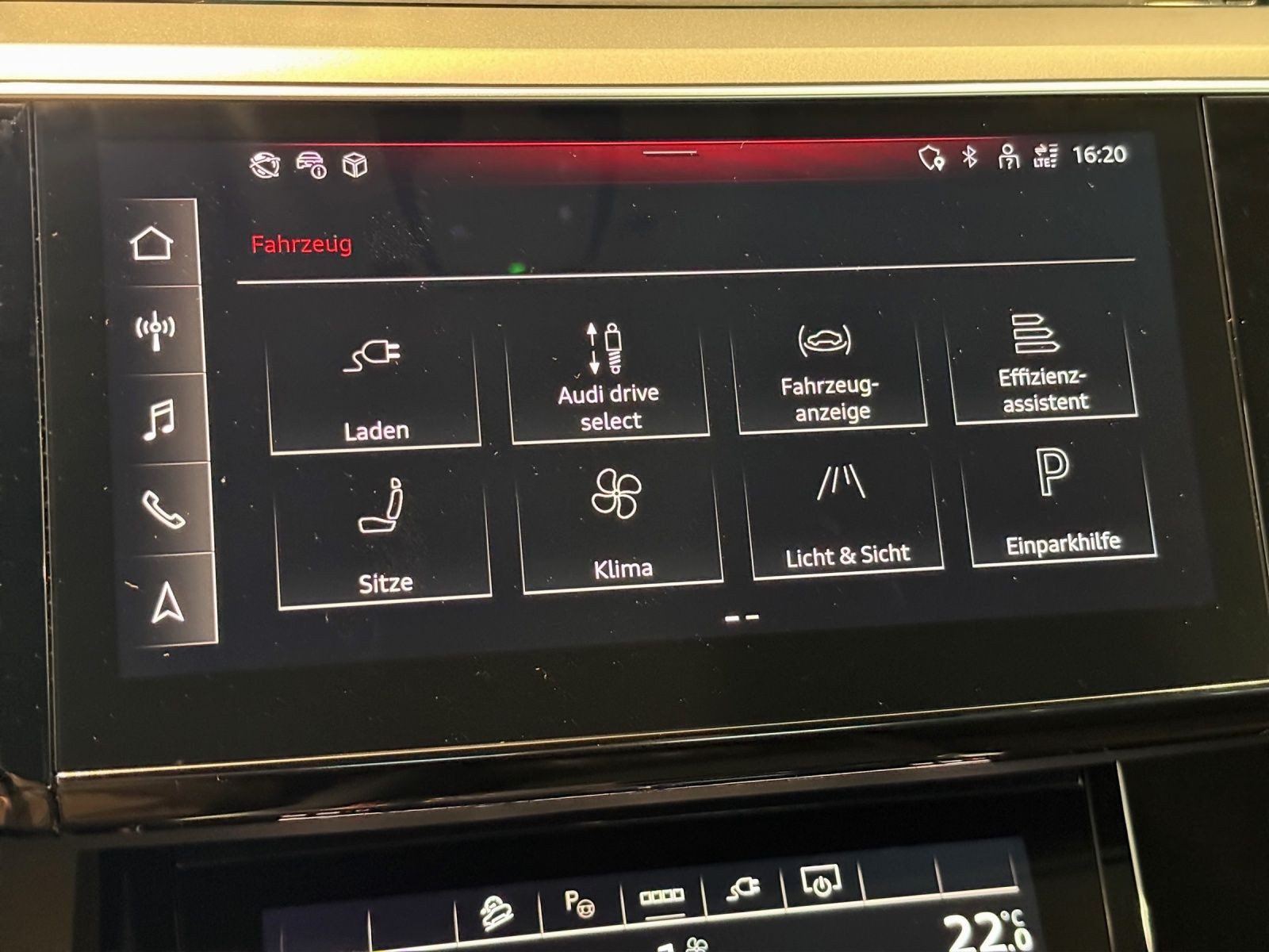 Audi Q8 Sportback e-tron – Bild 14