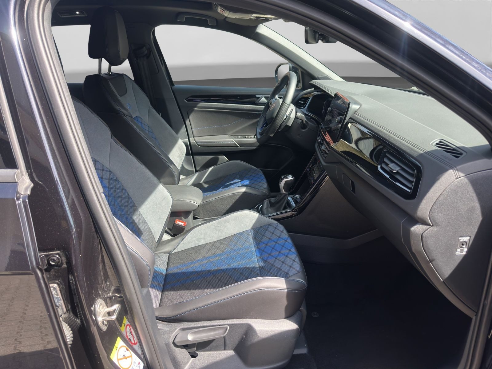 Volkswagen T-Roc – Foto 4