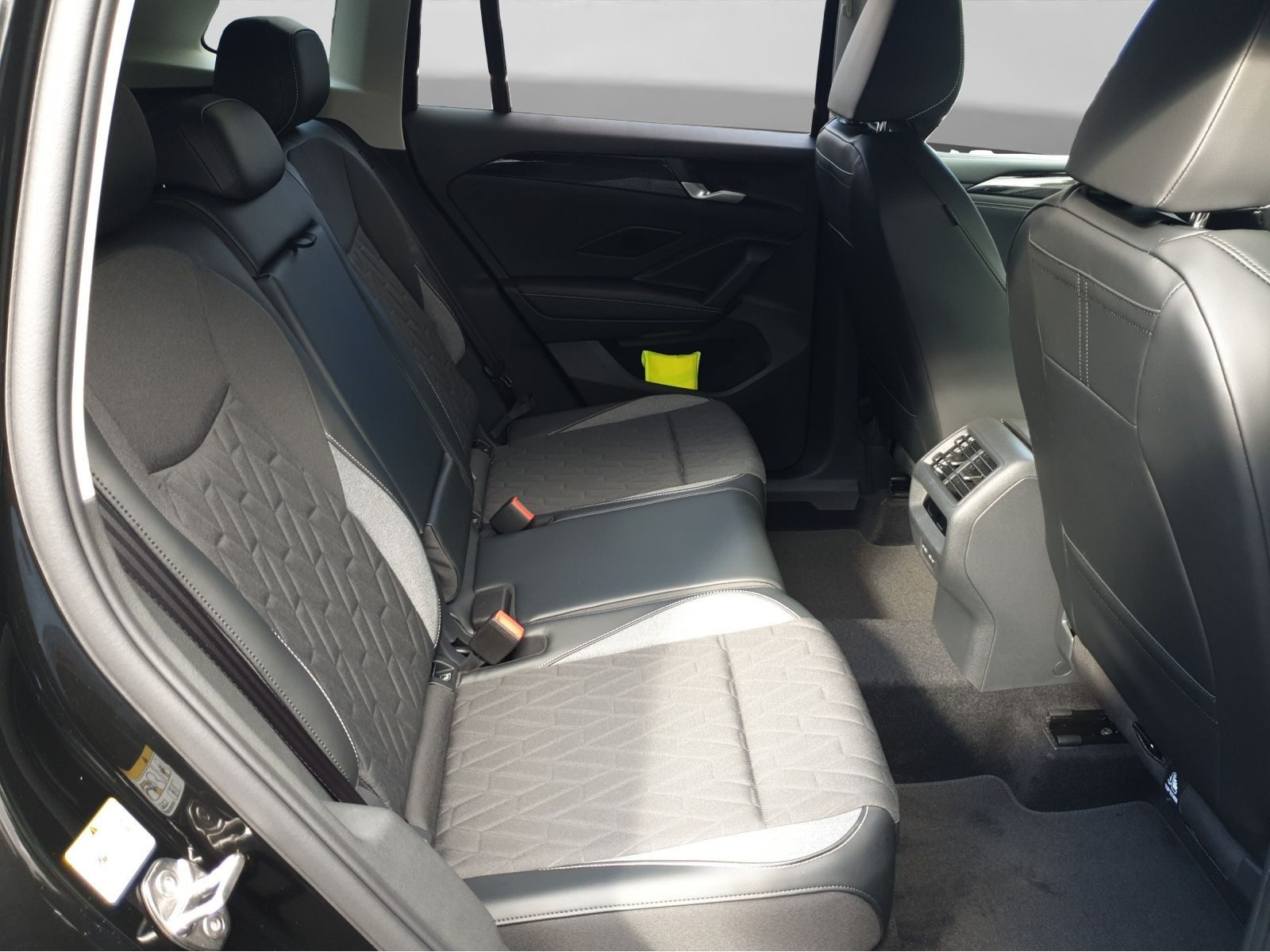 Volkswagen Tiguan – Bild 6