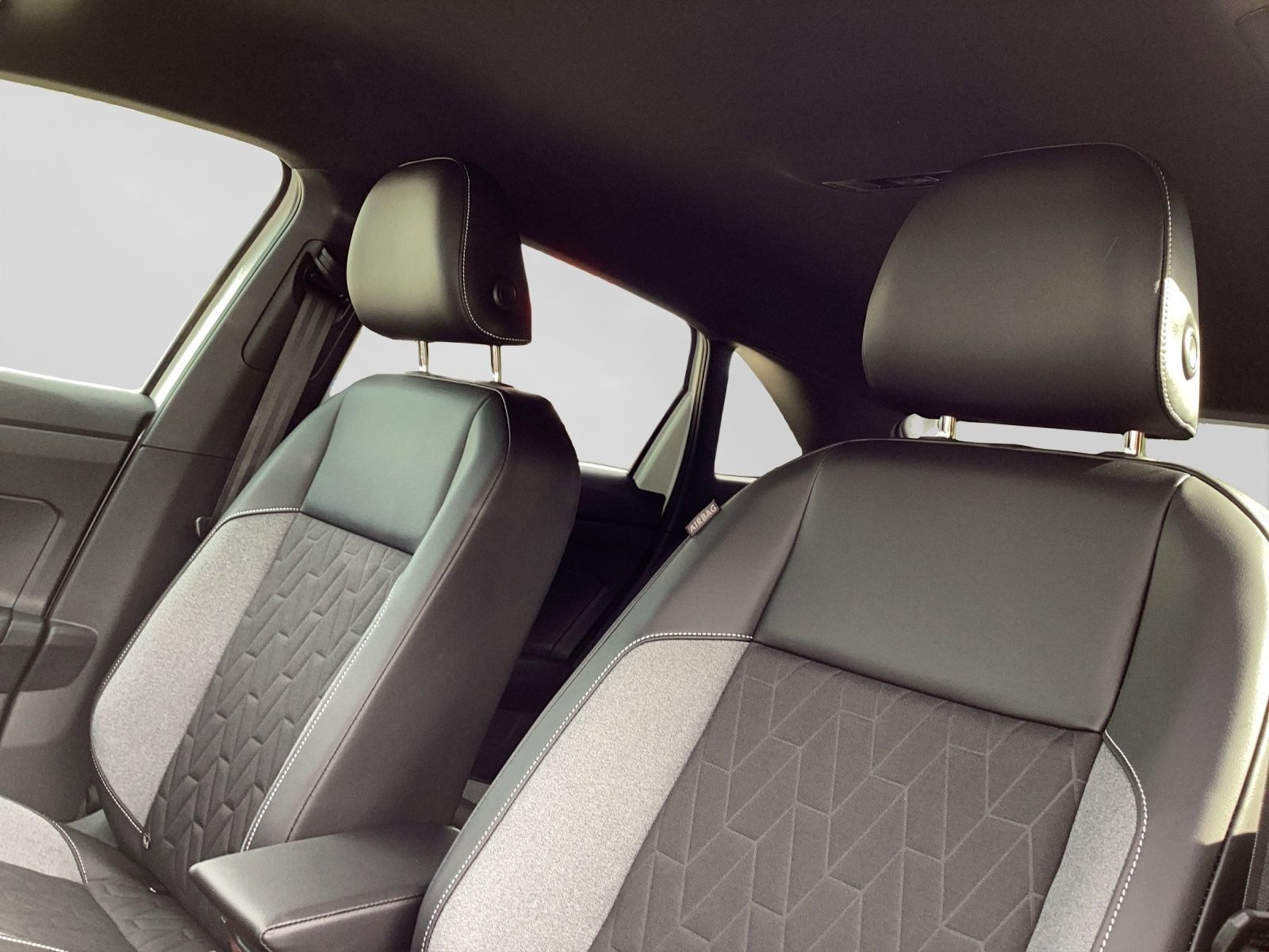 Volkswagen Taigo – Foto 17