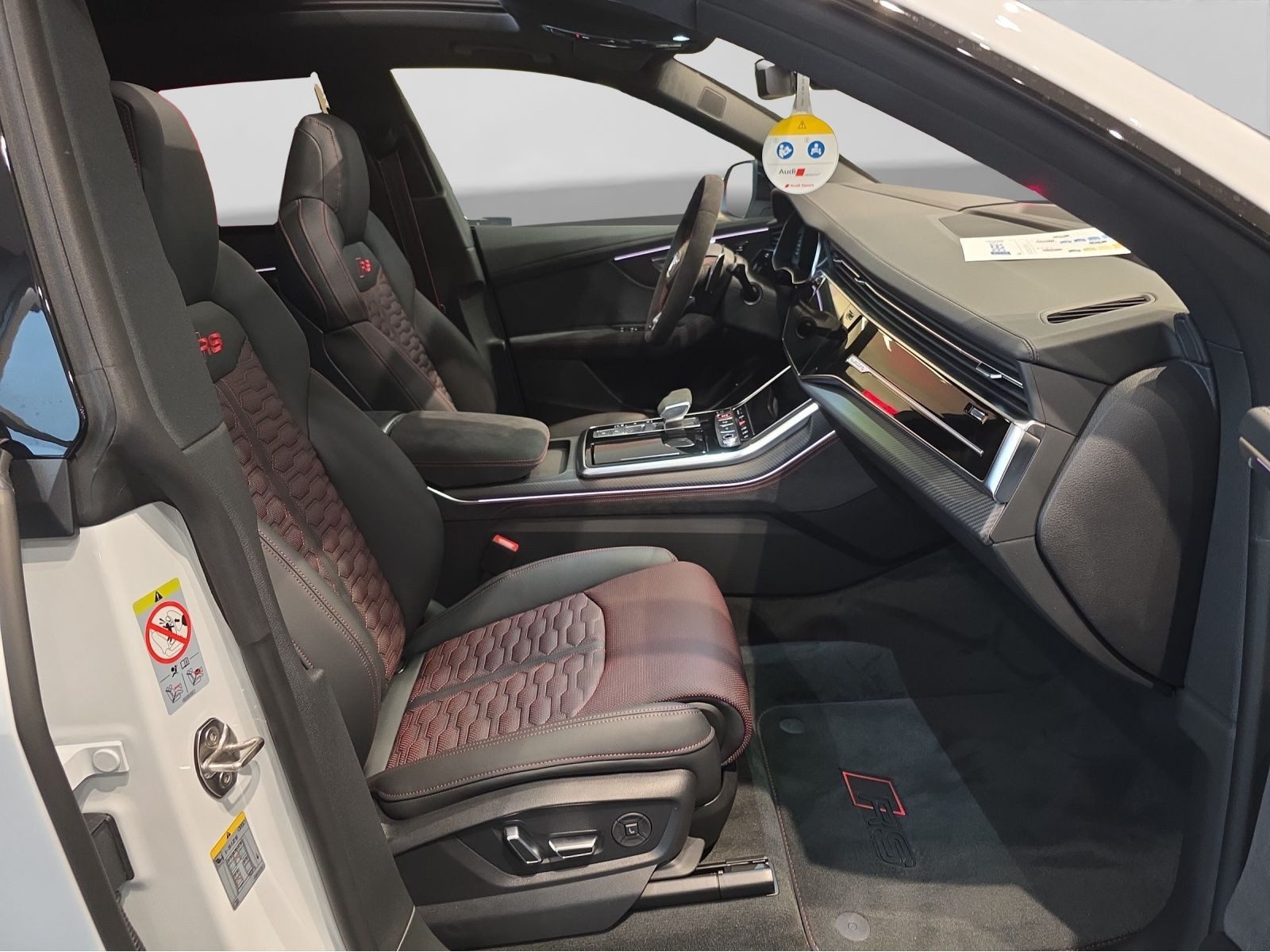Audi RS Q8 – Foto 4