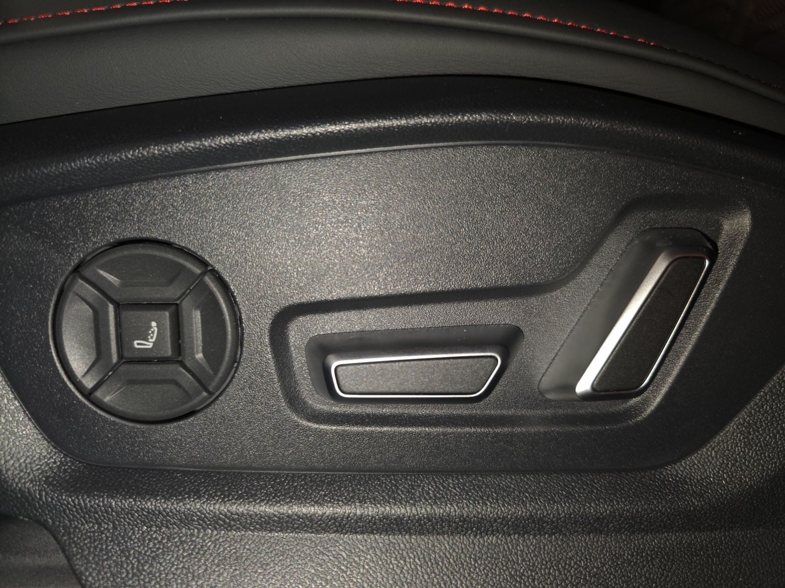 Audi RS Q8 – Foto 19
