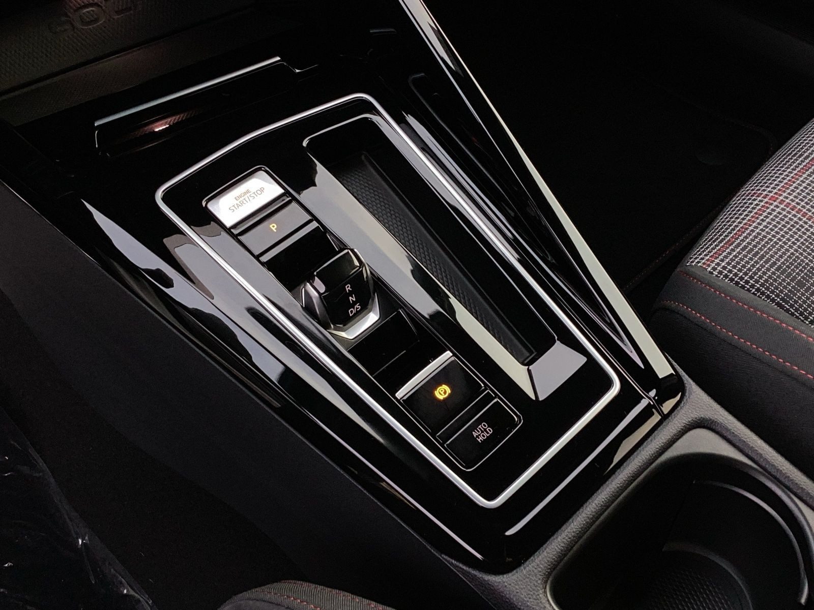 Volkswagen Golf GTI – Bild 11