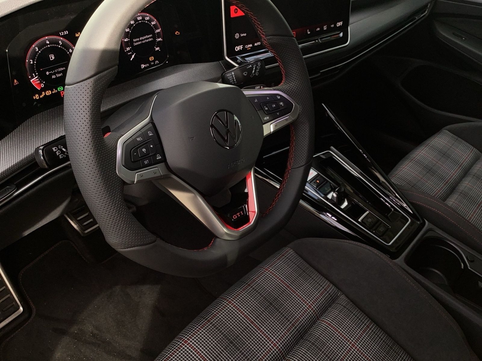 Volkswagen Golf GTI – Foto 9