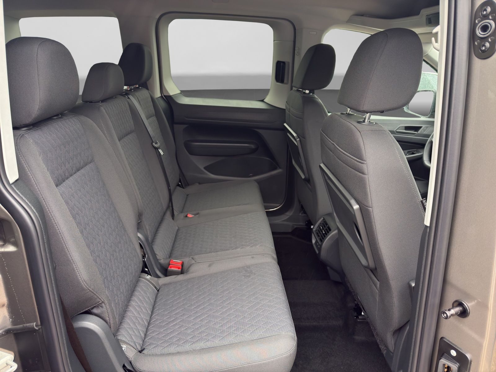 Volkswagen Caddy – Bild 6