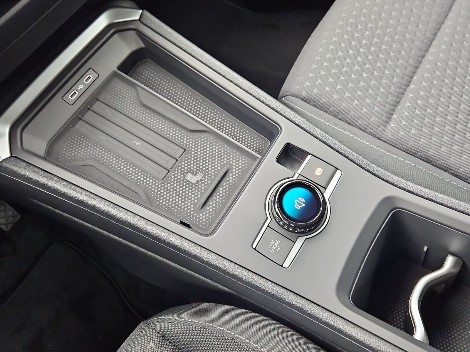 Volkswagen T-Roc – Foto 18
