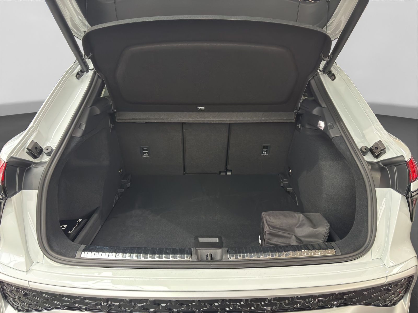Audi Q3 – Foto 17