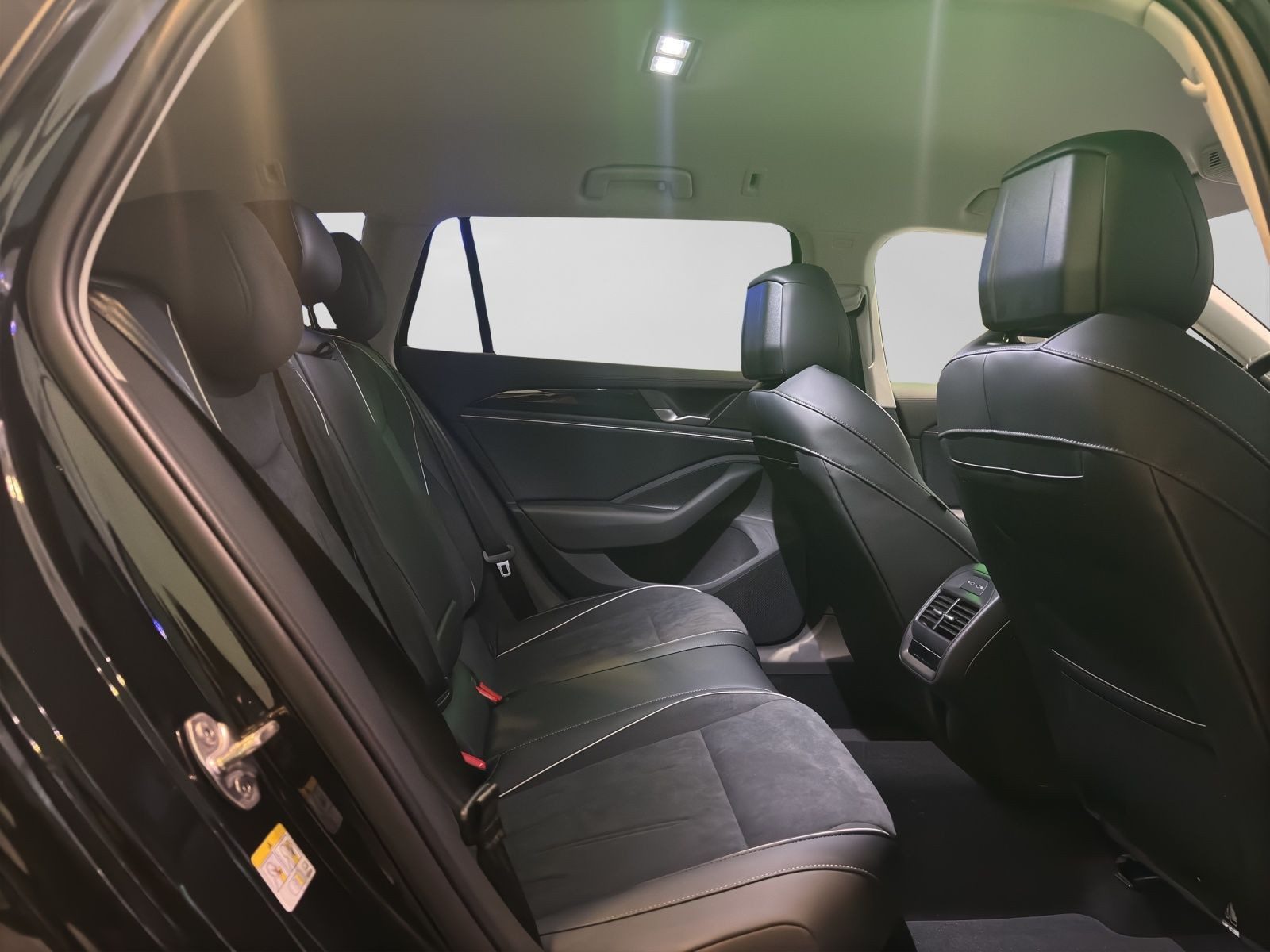 Volkswagen Passat Variant – Bild 6
