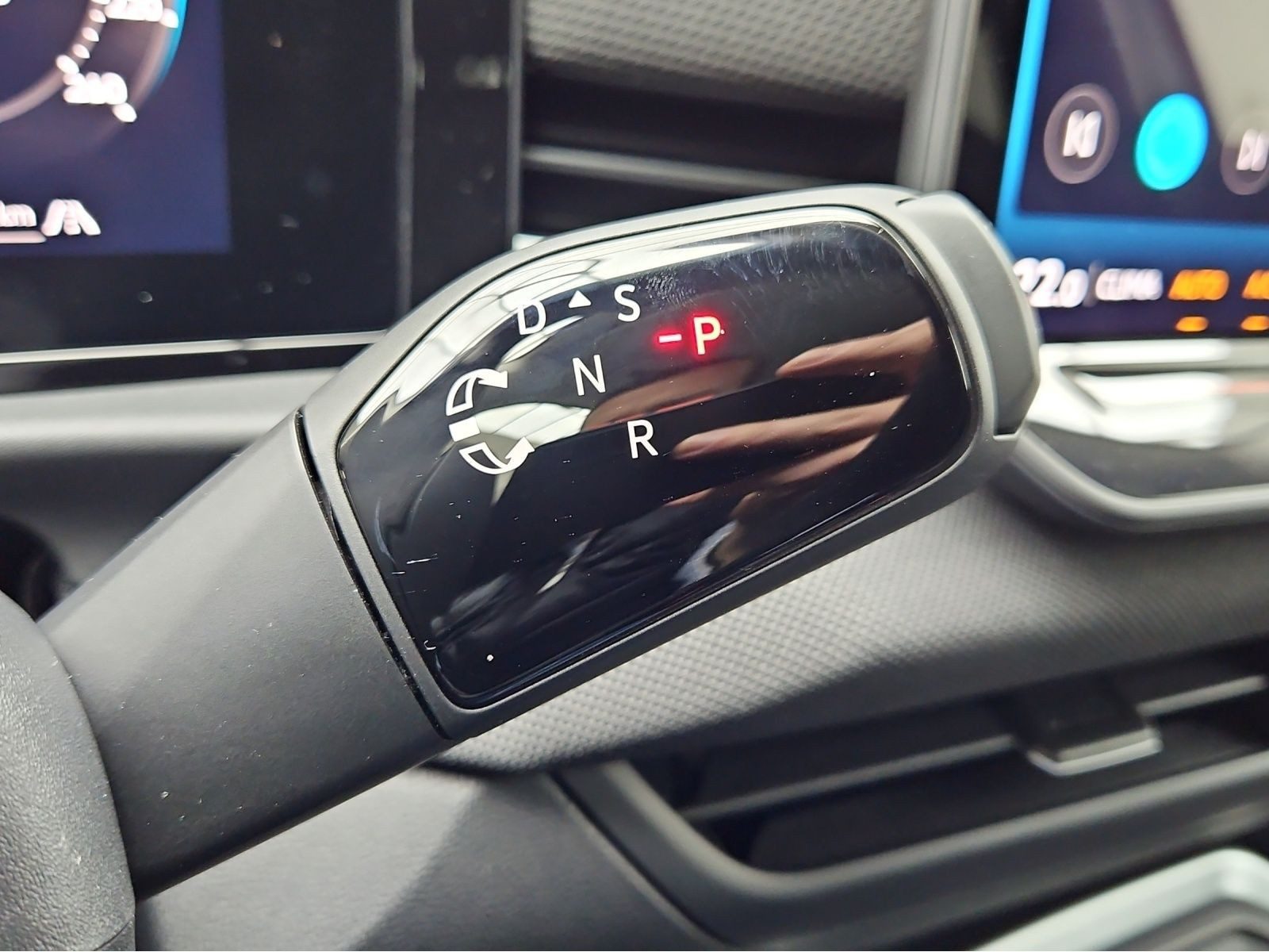 Volkswagen T-Roc – Foto 11