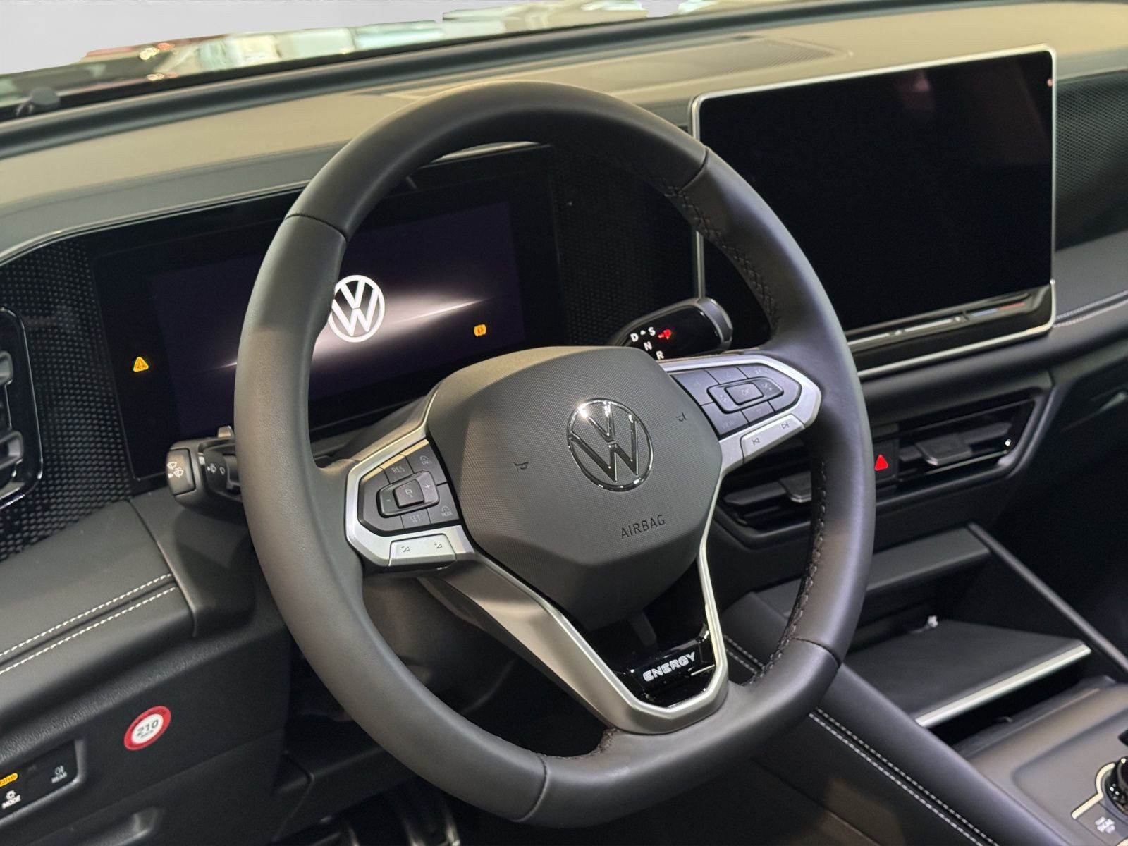 Volkswagen Tiguan – Bild 9