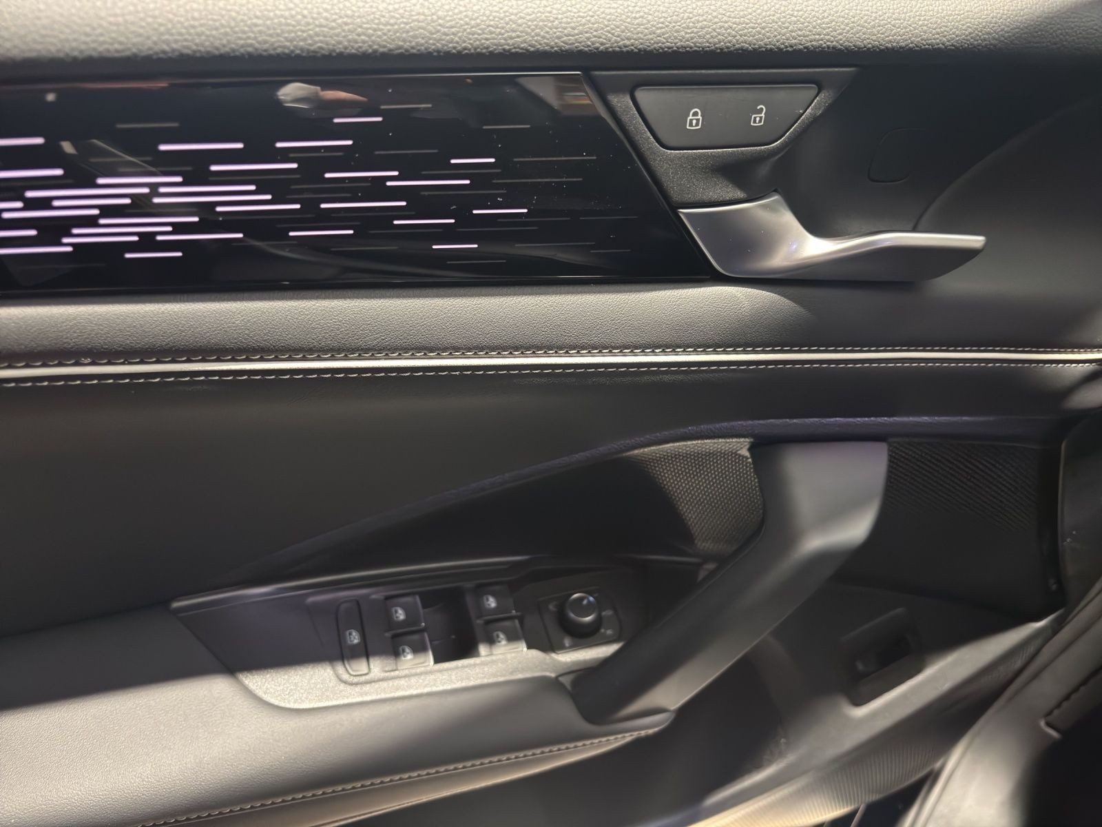 Volkswagen Tiguan – Bild 8