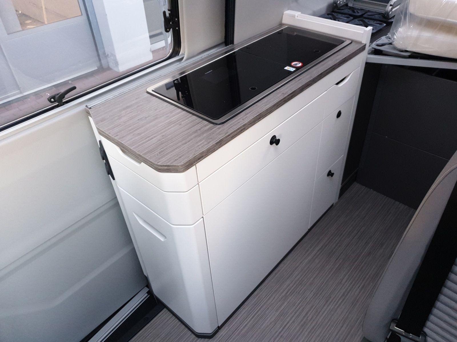 Volkswagen Grand California 600 – Bild 16
