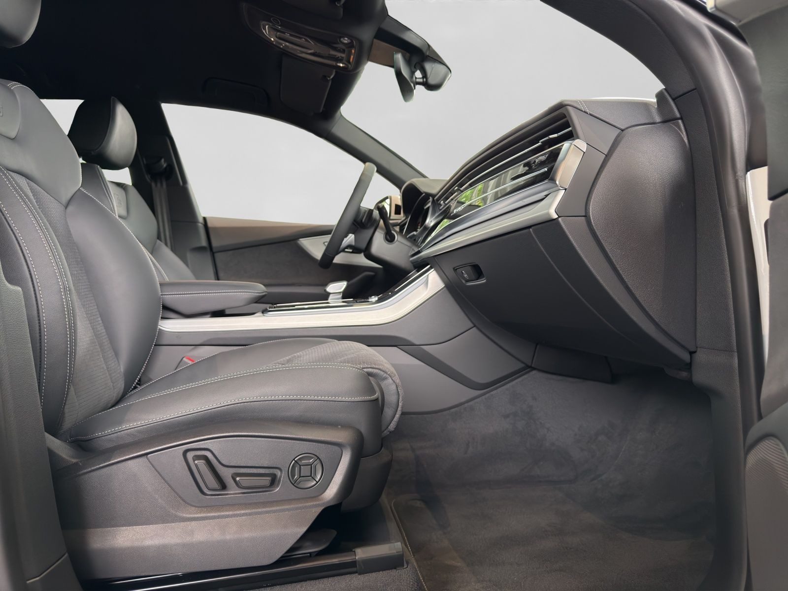 Audi Q8 – Foto 4
