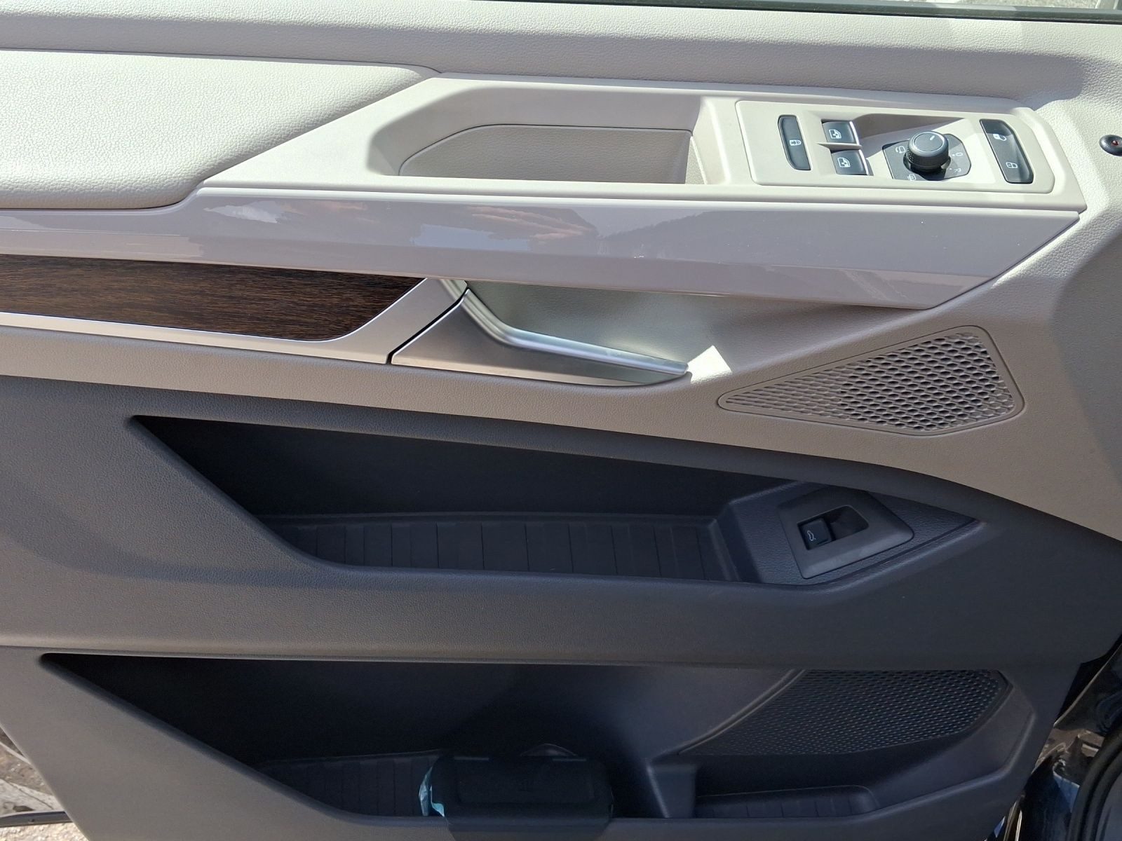 Volkswagen T7 Multivan – Bild 8