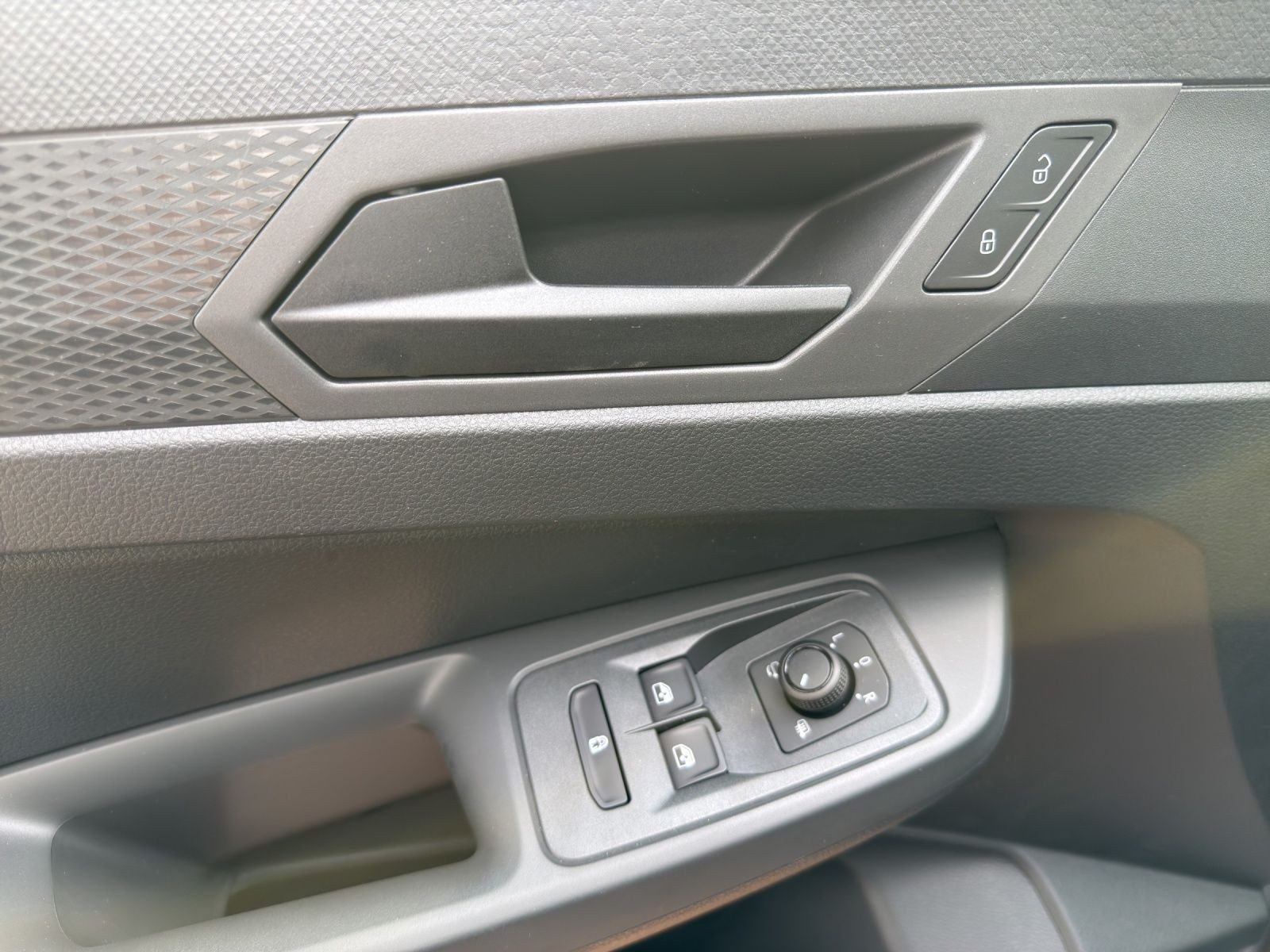 Volkswagen Caddy California – Bild 8