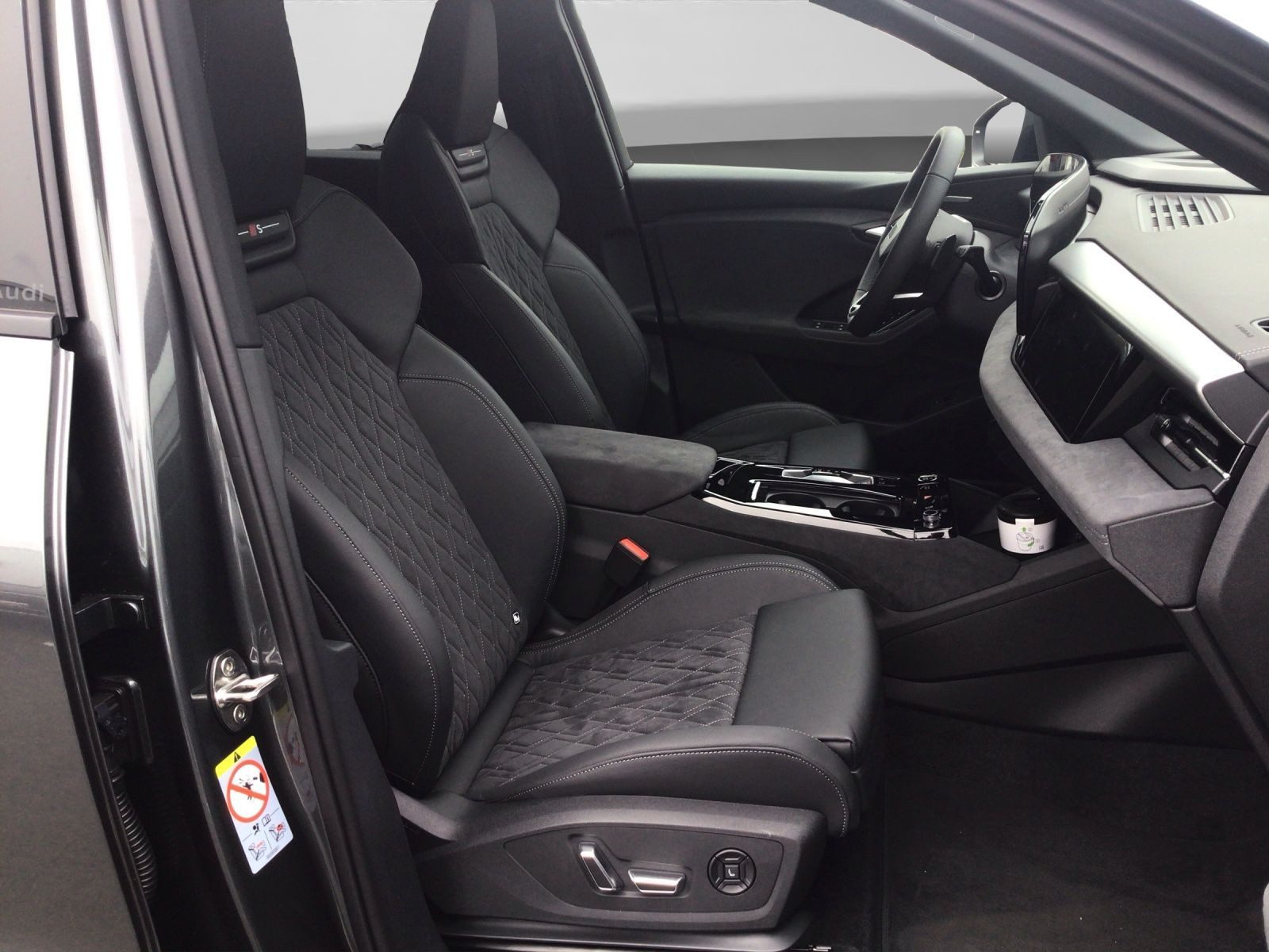 Audi Q6 e-tron – Bild 4
