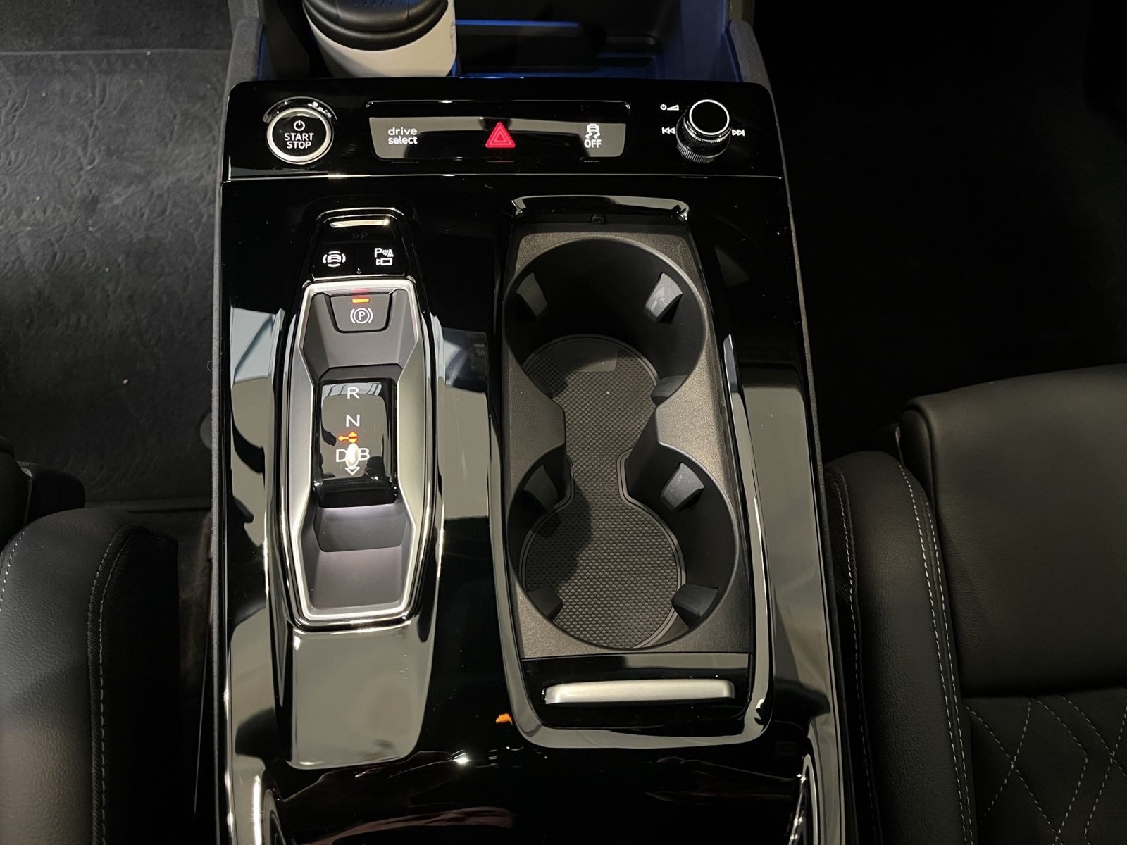Audi Q6 e-tron – Bild 10