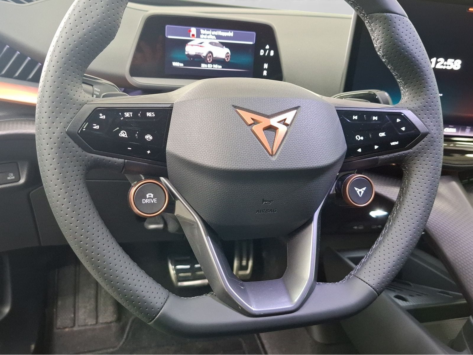 Cupra Tavascan – Bild 9