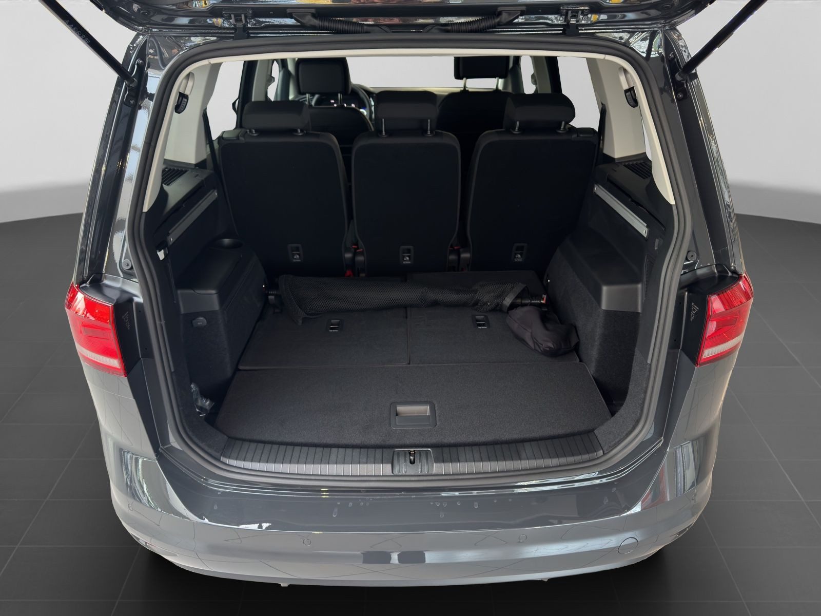 Volkswagen Touran – Bild 17