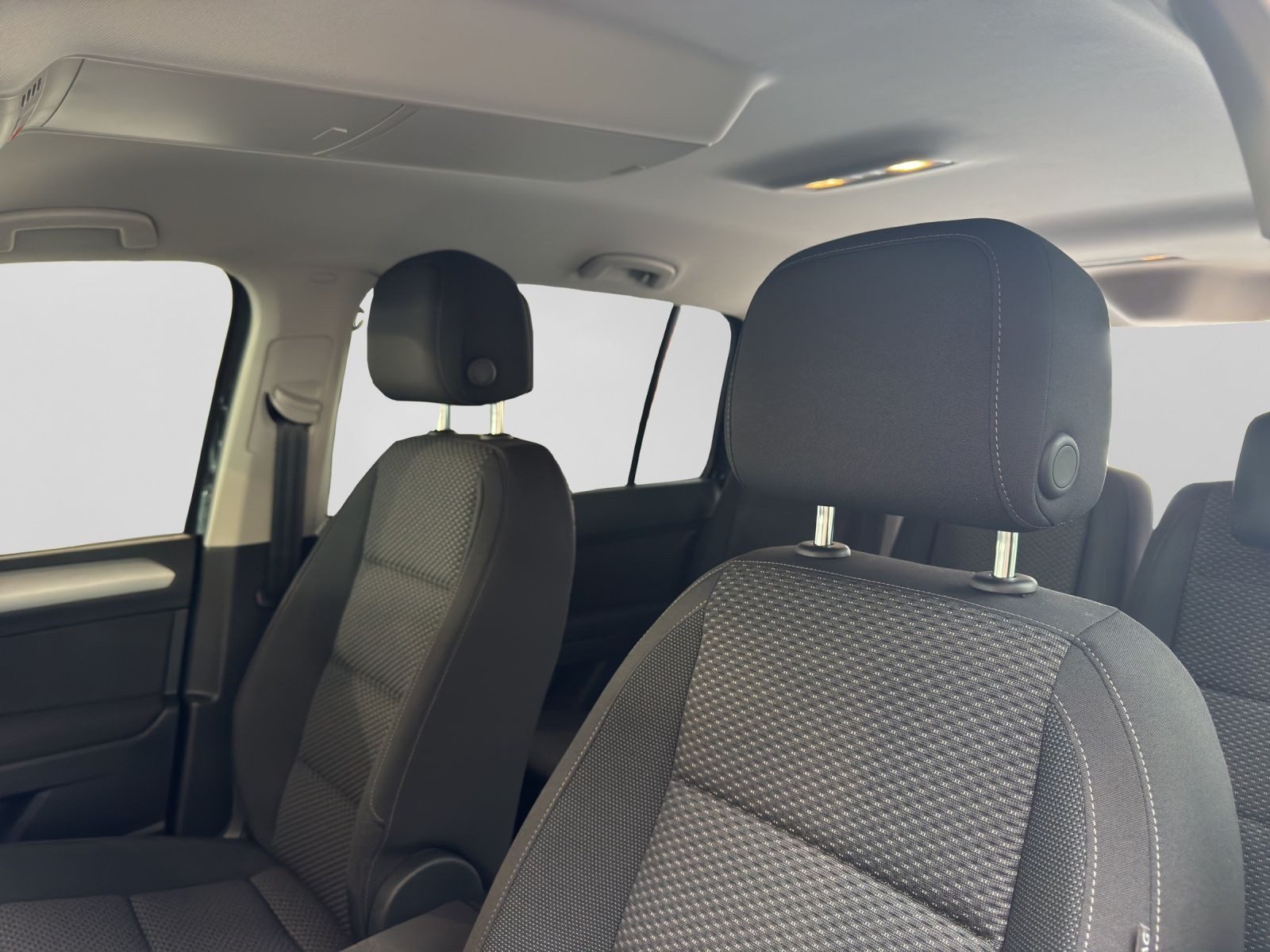 Volkswagen Touran – Bild 18