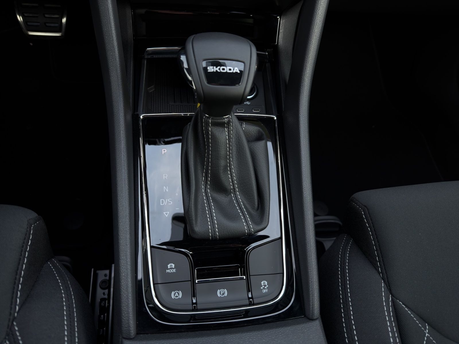 Skoda Karoq – Foto 11