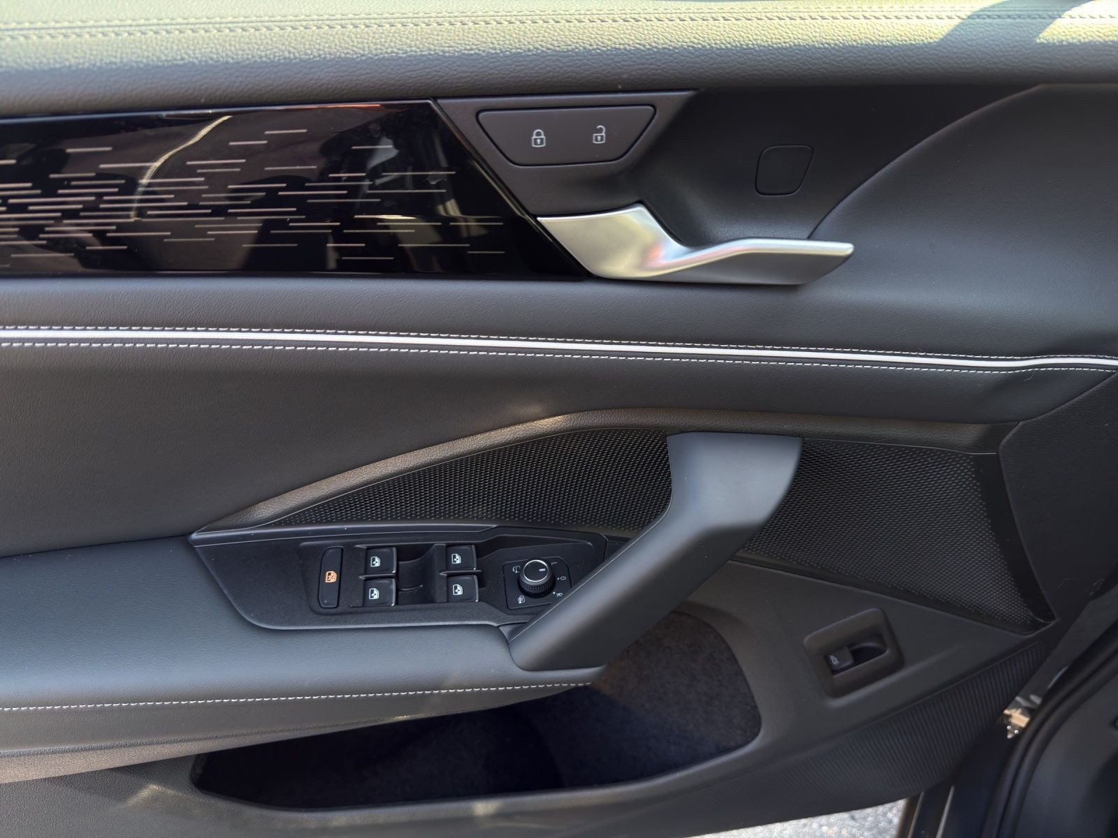 Volkswagen Tiguan – Bild 8