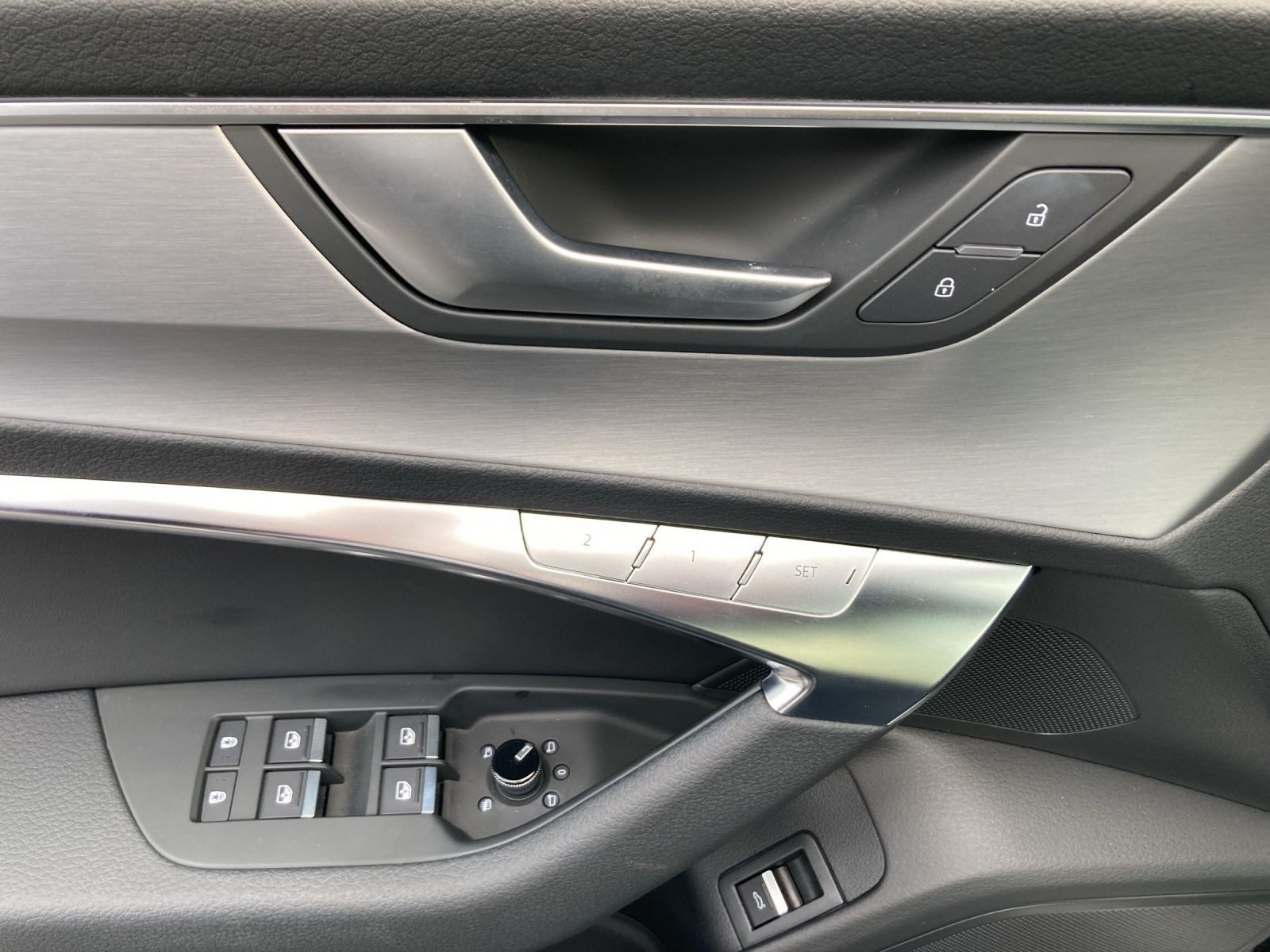 Audi S6 Avant – Foto 8