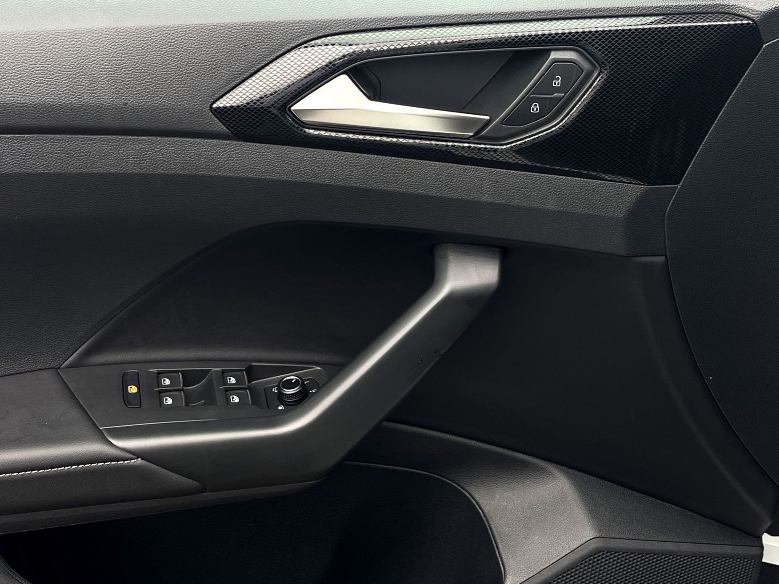 Volkswagen T-Cross – Bild 8