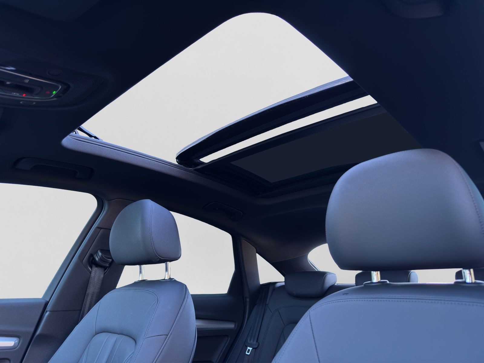 Audi Q5 Sportback – Foto 18