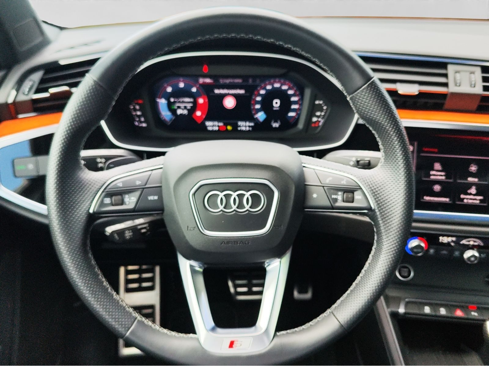 Audi Q3 – Bild 9