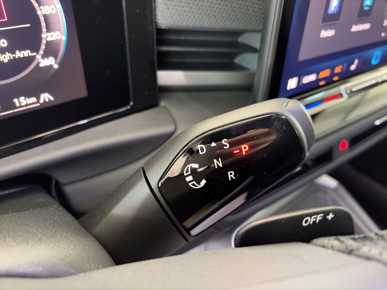 Volkswagen T-Roc – Foto 11
