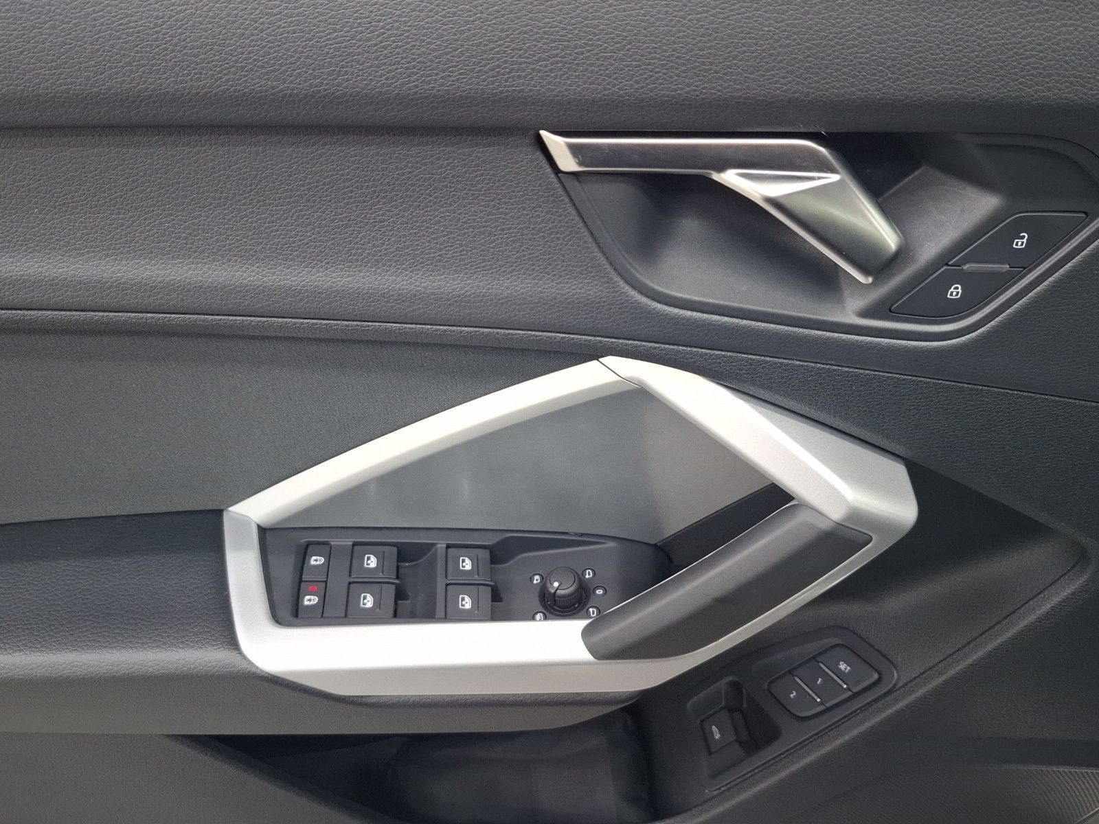 Audi Q3 – Foto 8