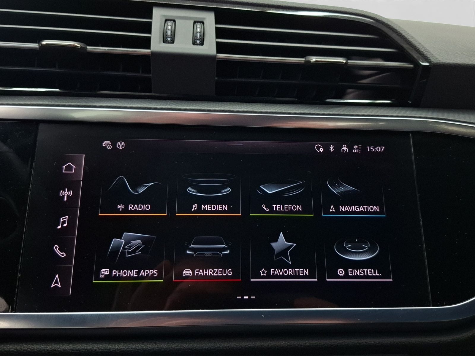 Audi Q3 – Foto 12