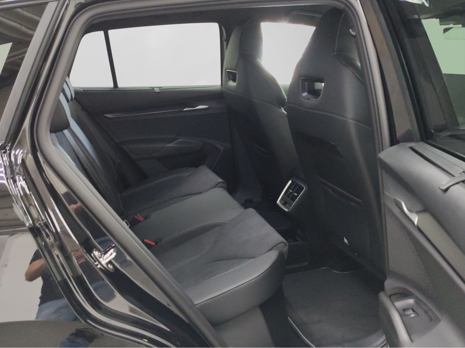 Skoda Enyaq – Foto 6