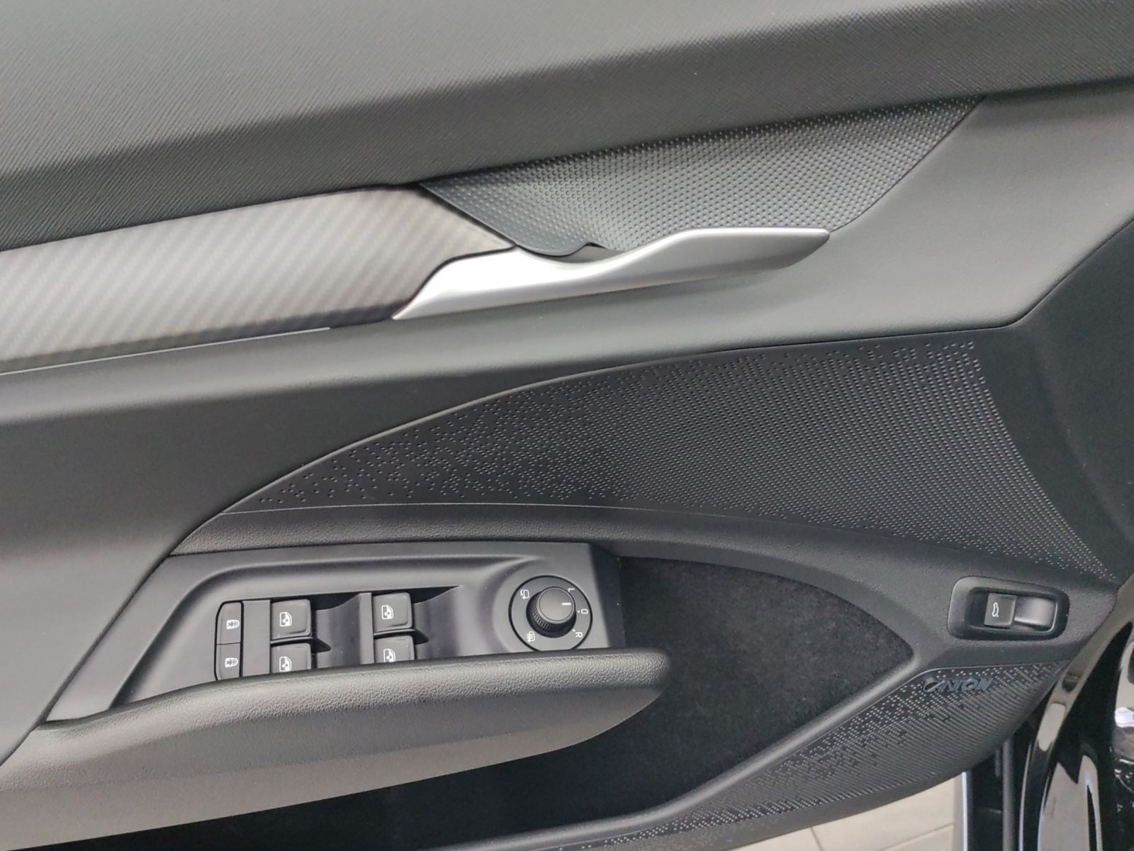Skoda Enyaq – Foto 8