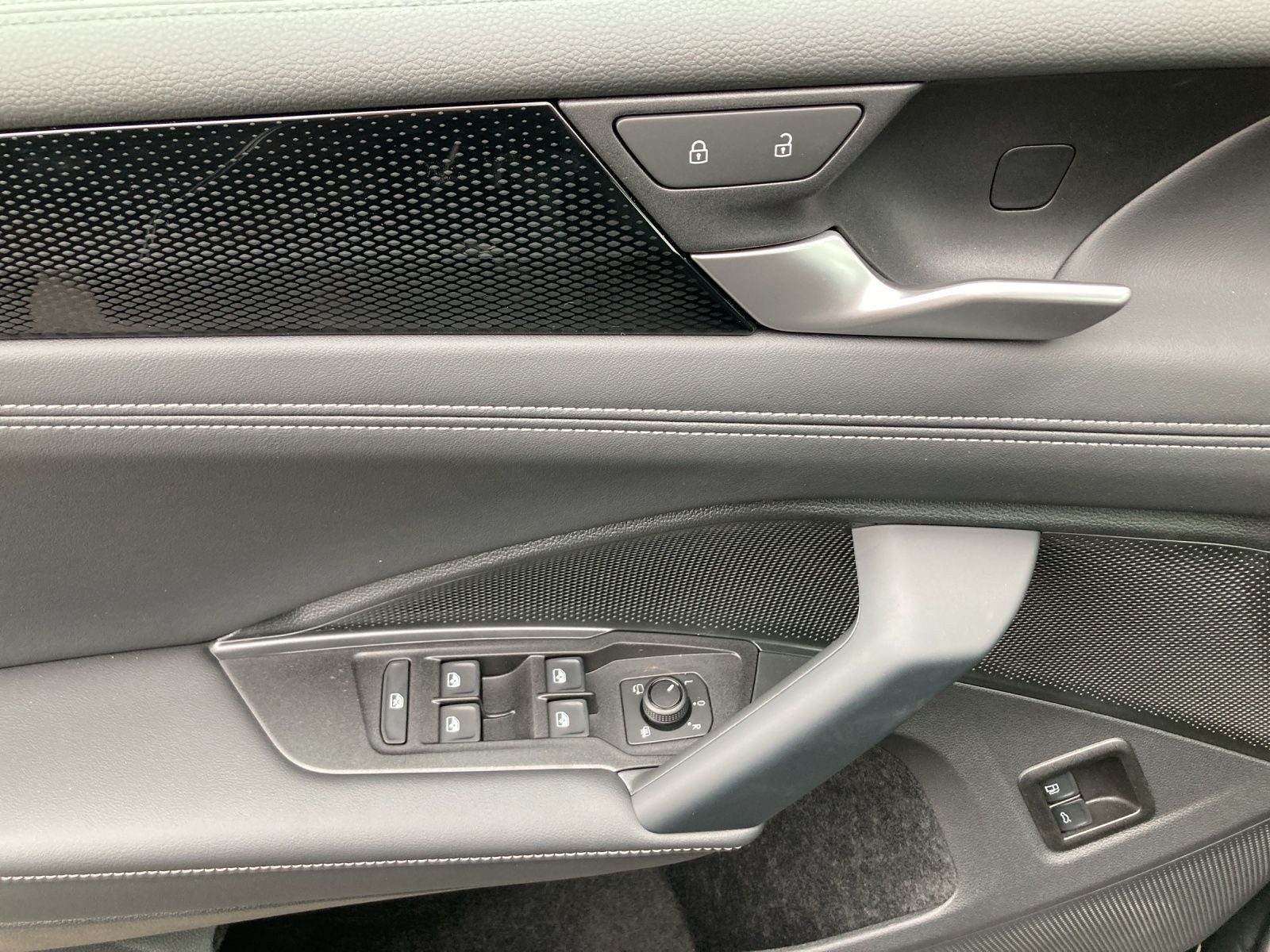 Volkswagen Tiguan – Bild 8