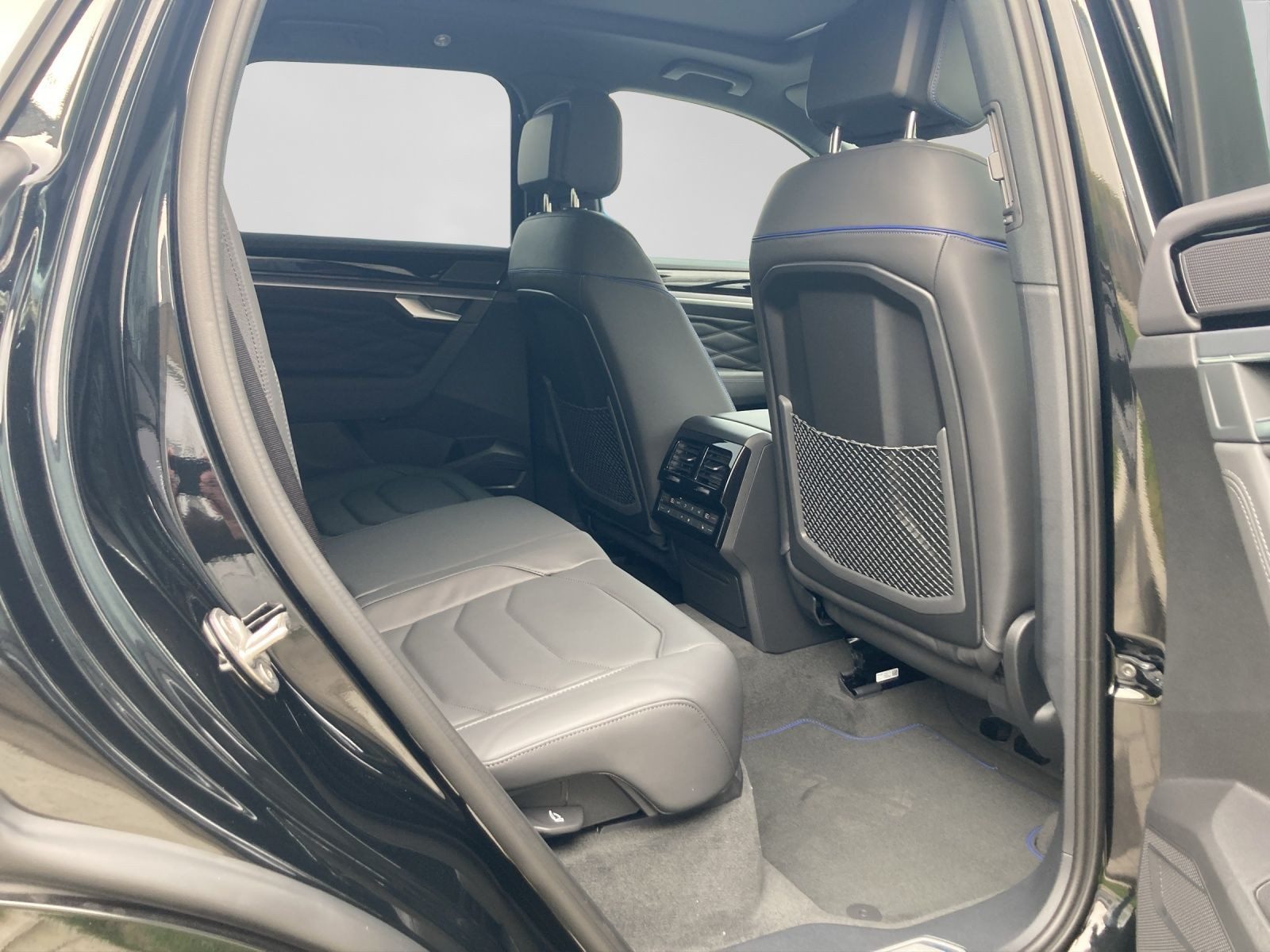 Volkswagen Touareg – Bild 6