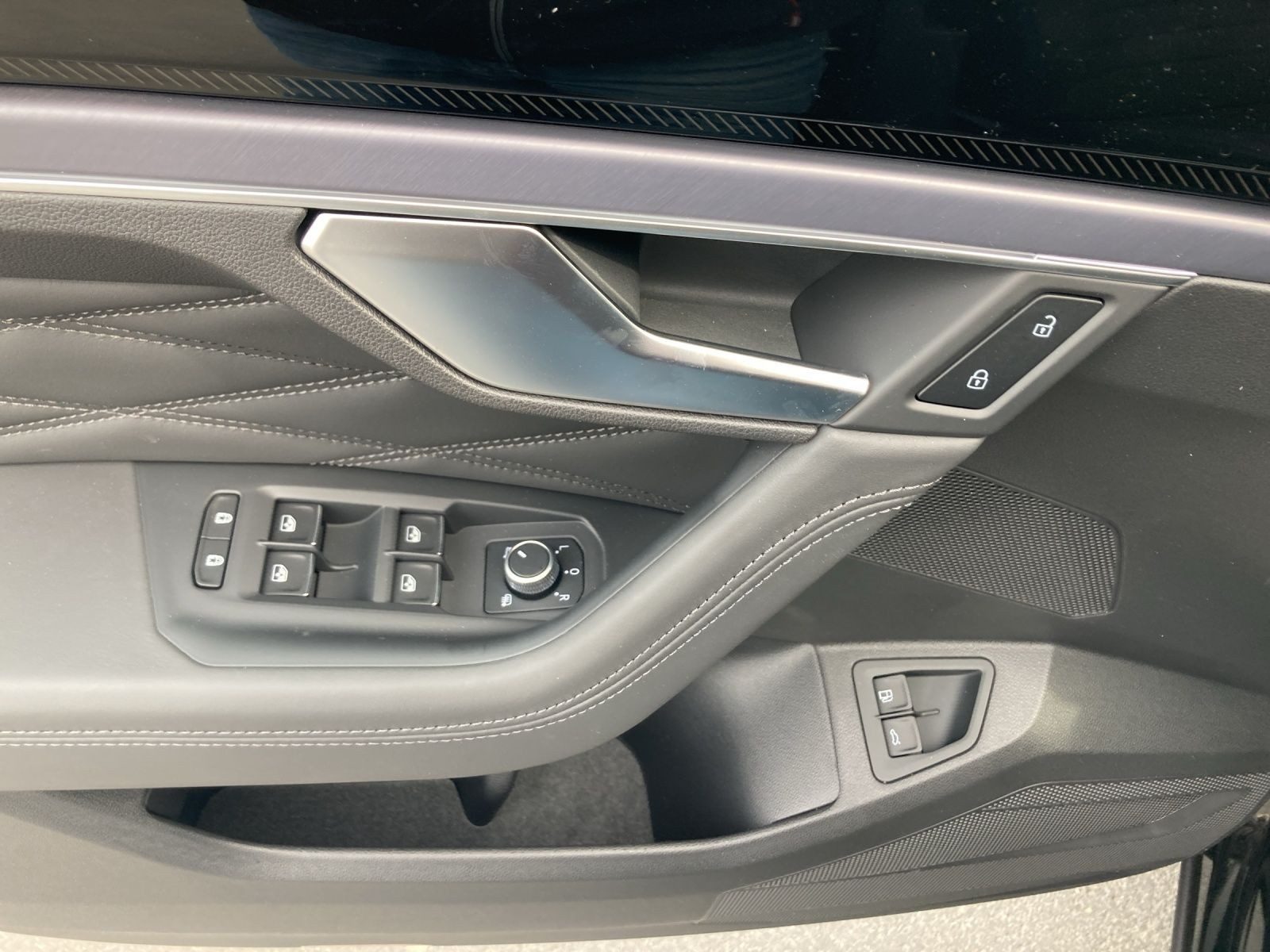 Volkswagen Touareg – Bild 8