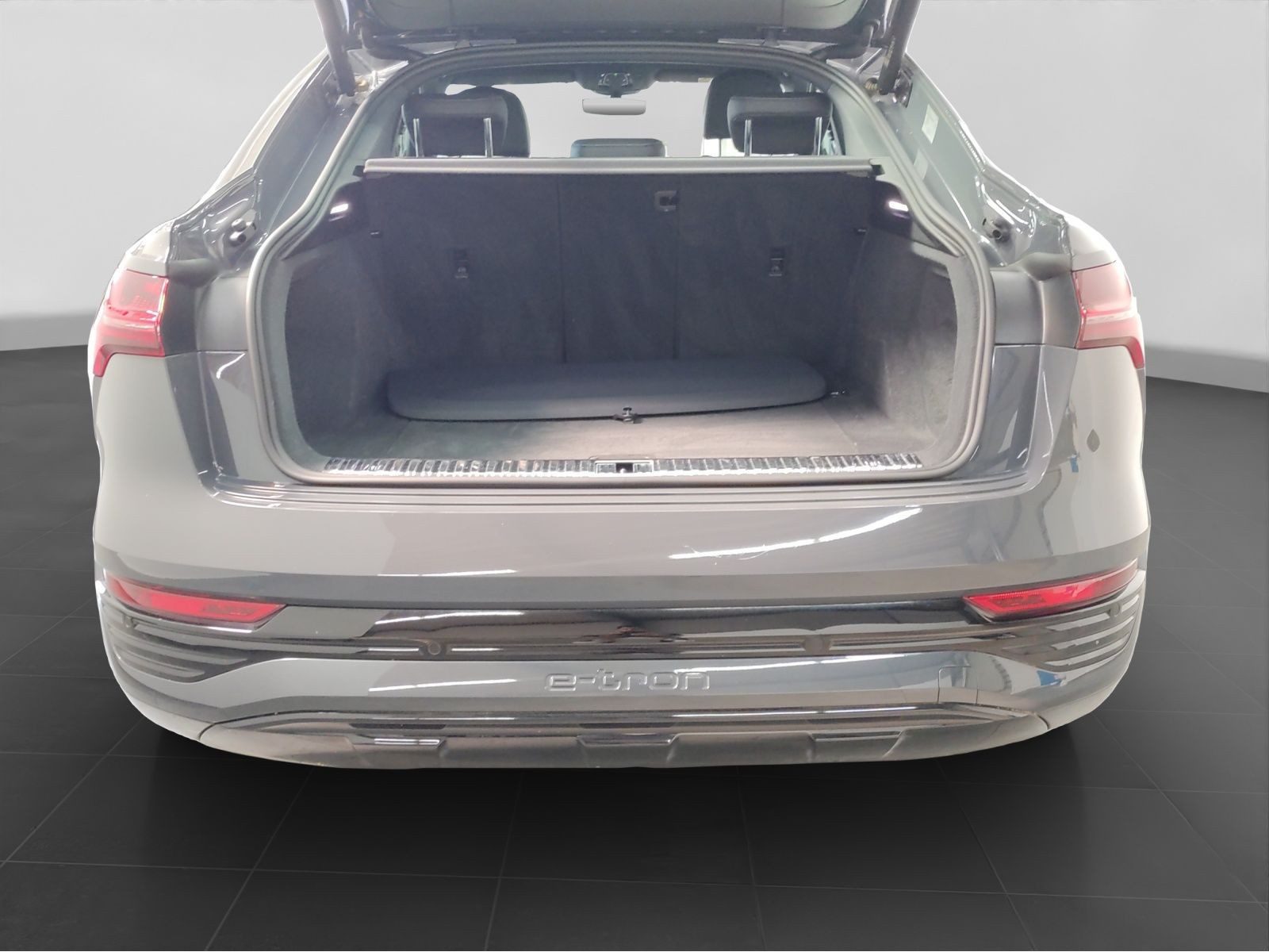 Audi Q8 Sportback e-tron – Bild 17