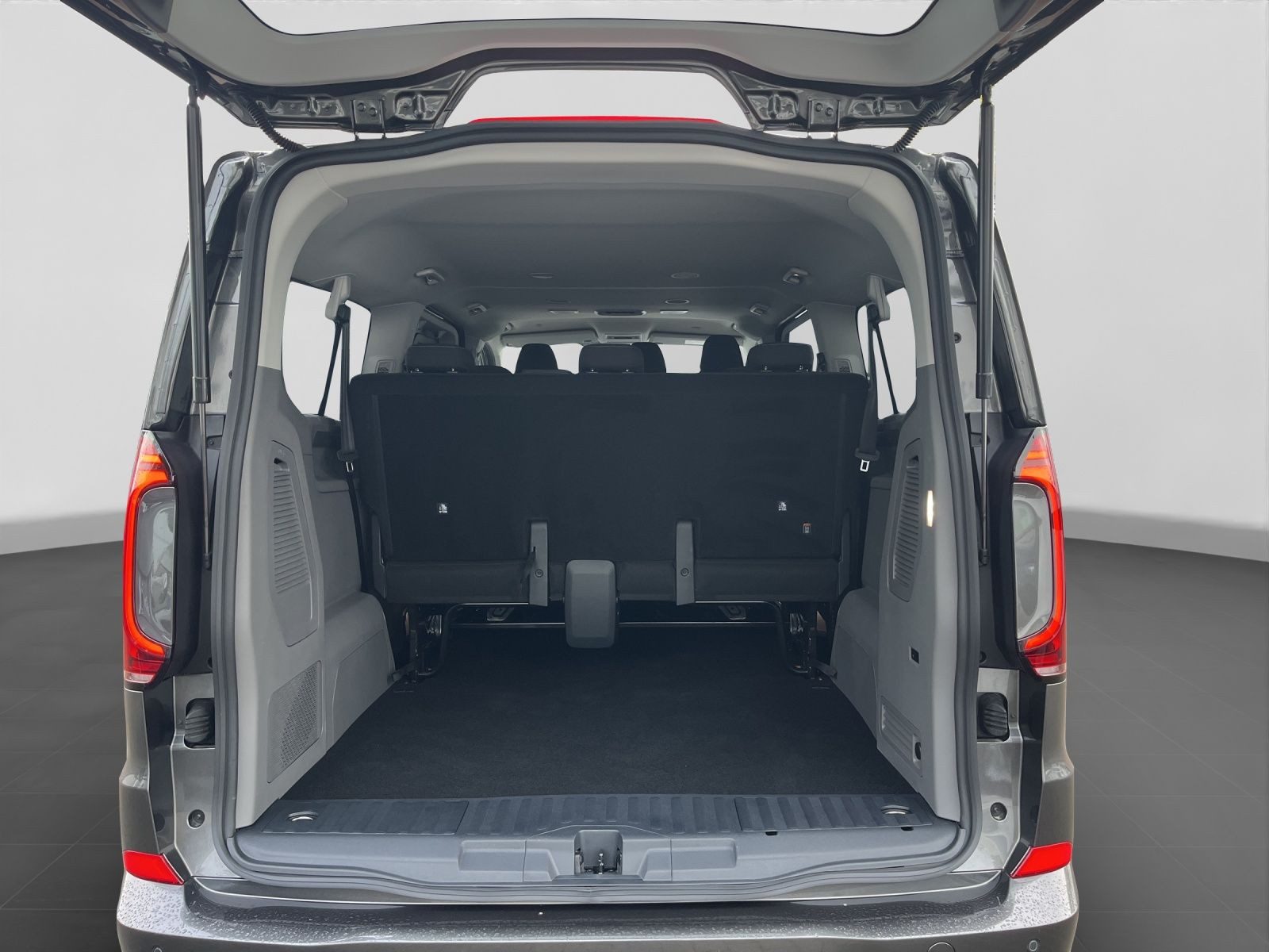 Volkswagen T7 Caravelle – Bild 16