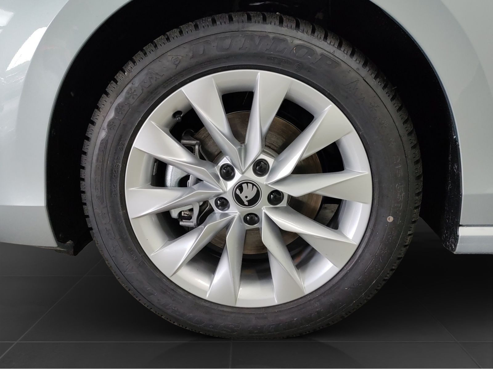 Skoda Superb – Foto 8