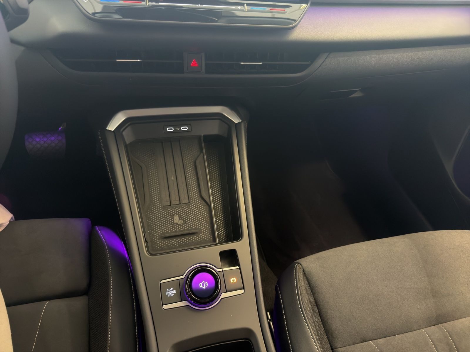 Volkswagen T-Roc – Foto 11