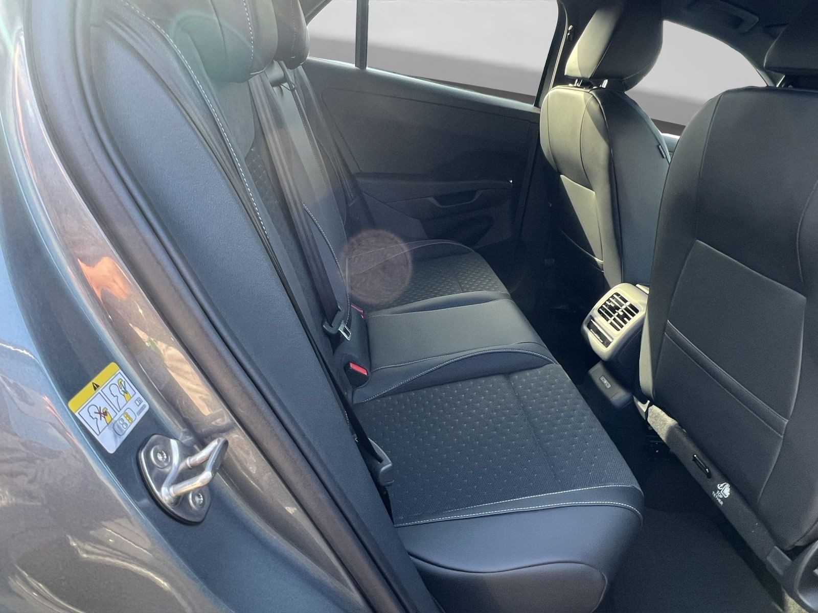 Volkswagen T-Roc – Bild 6