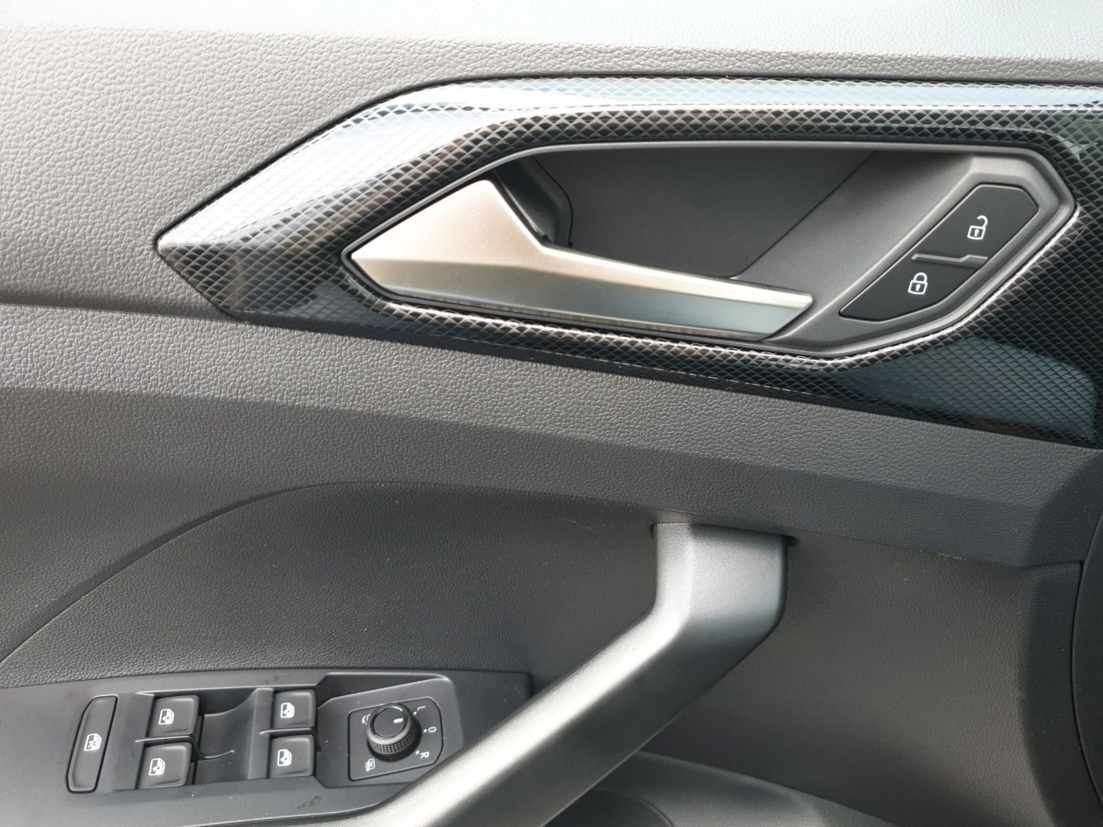 Volkswagen T-Cross – Bild 8