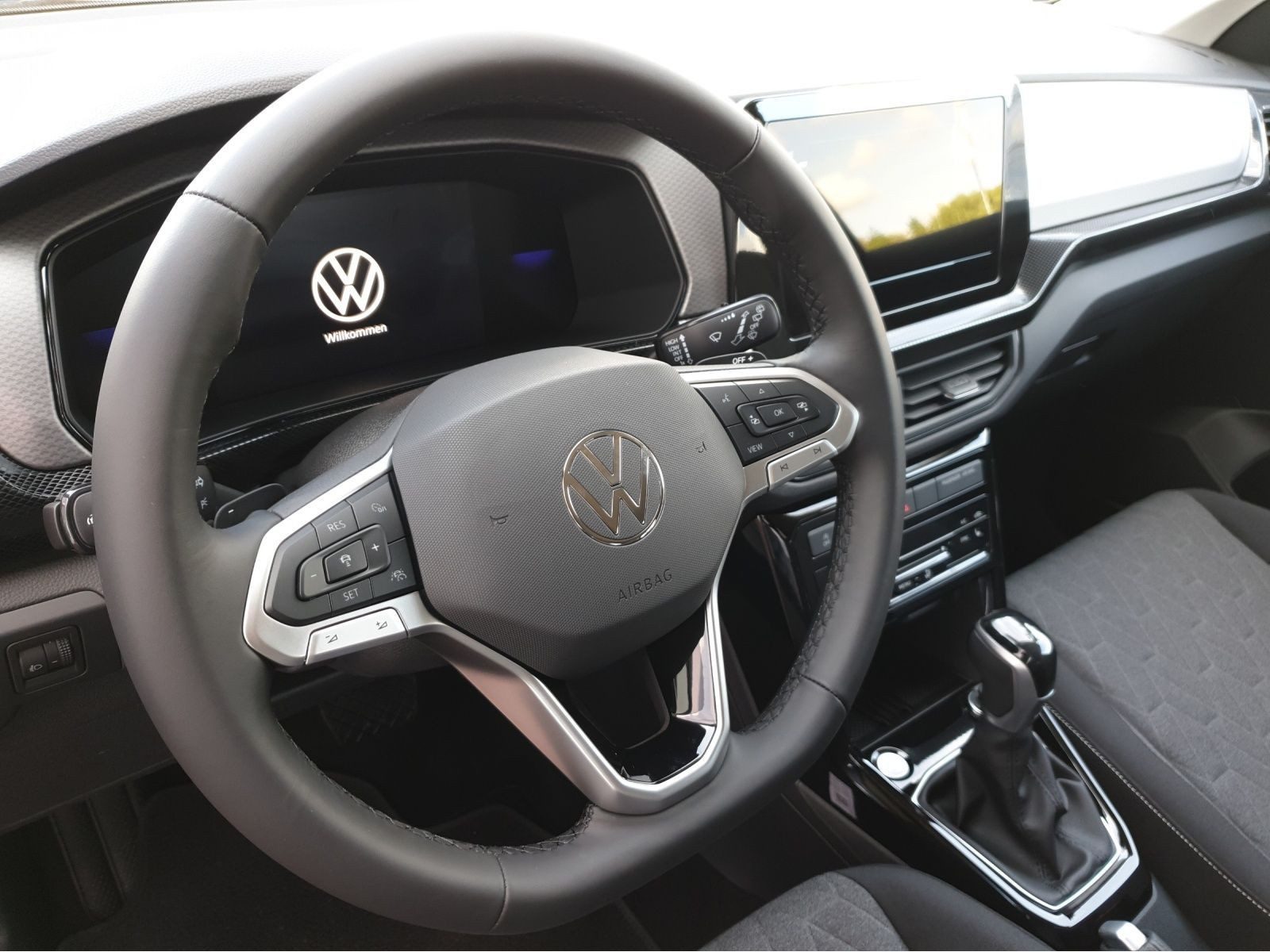 Volkswagen T-Cross – Bild 9